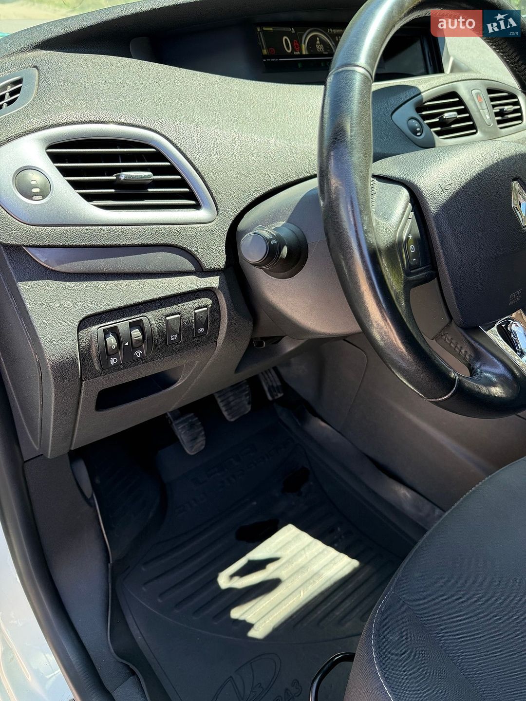 Renault Grand Scenic 2016 VIN VF1JZ03BH56218499 фото оголошення 9 з 18