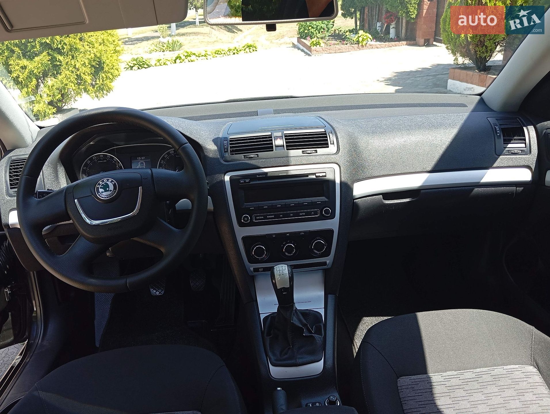 Skoda Octavia 2010 VIN TMBHT61Z9B2037937 фото оголошення 11 з 24