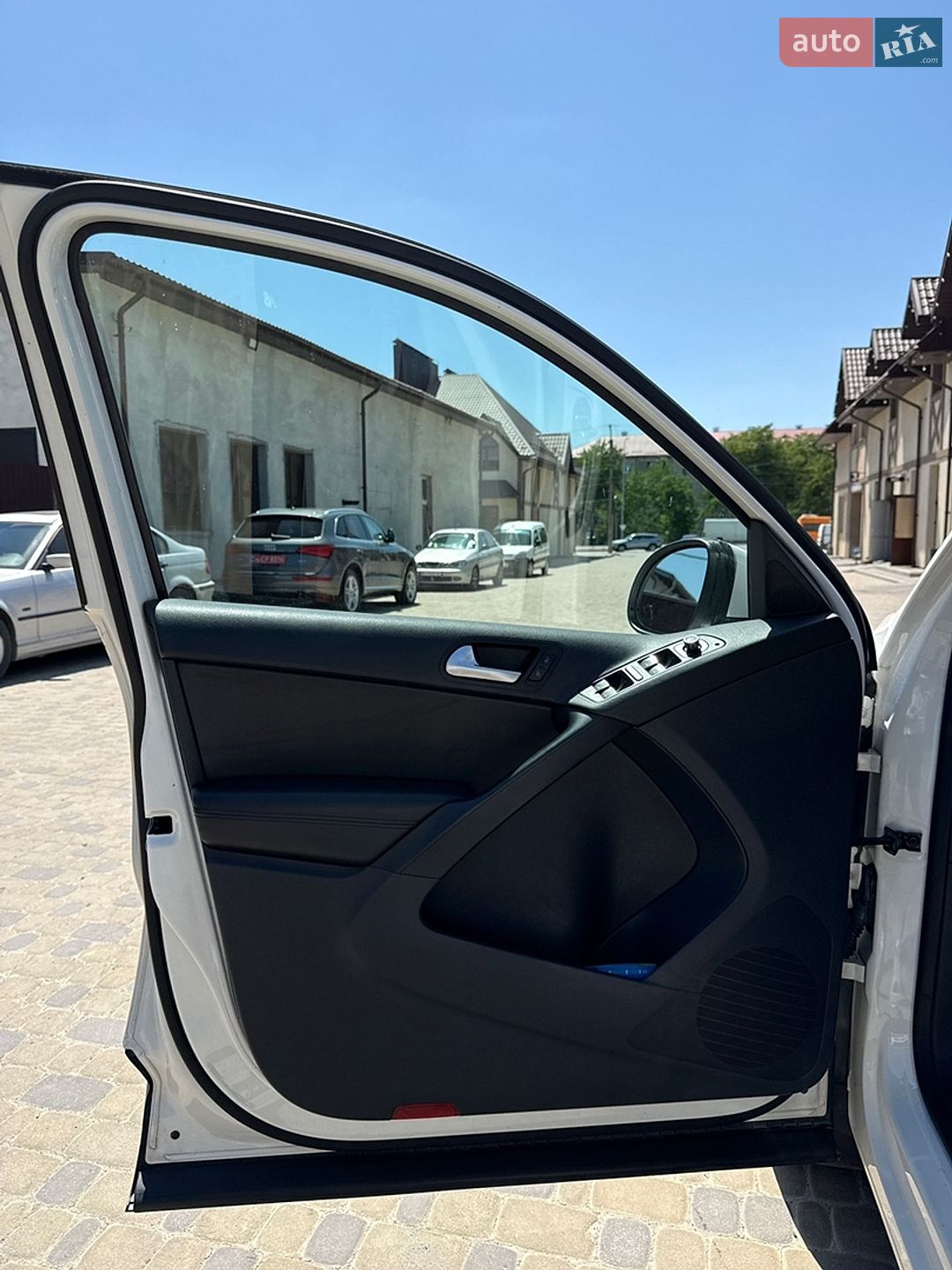 Volkswagen Tiguan 2013 VIN WVGBV3AX5DW609350 фото оголошення 103 з 104