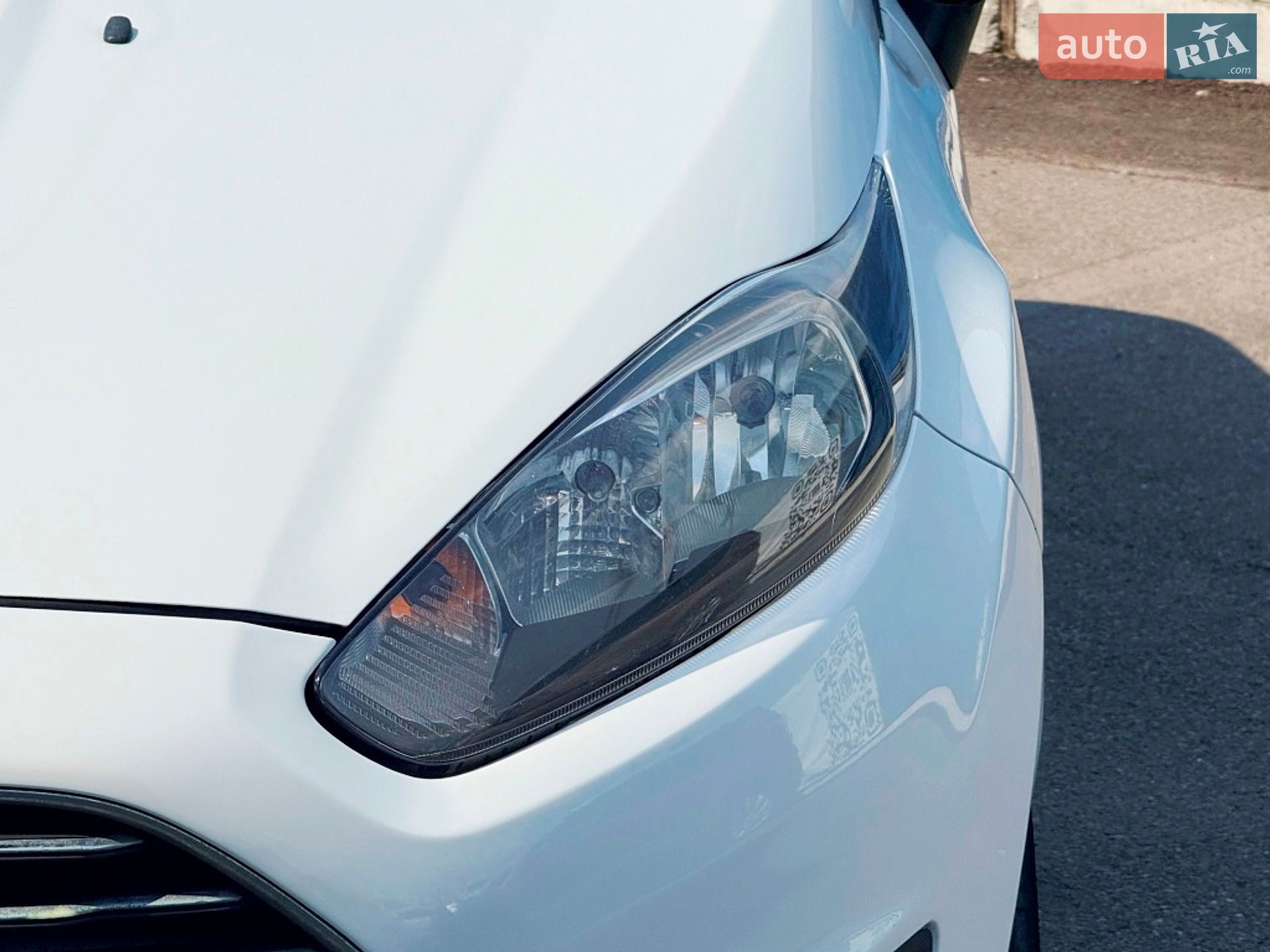 Ford Fiesta 2016 VIN 3FADP4BJ2GM203320 фото оголошення 14 з 66