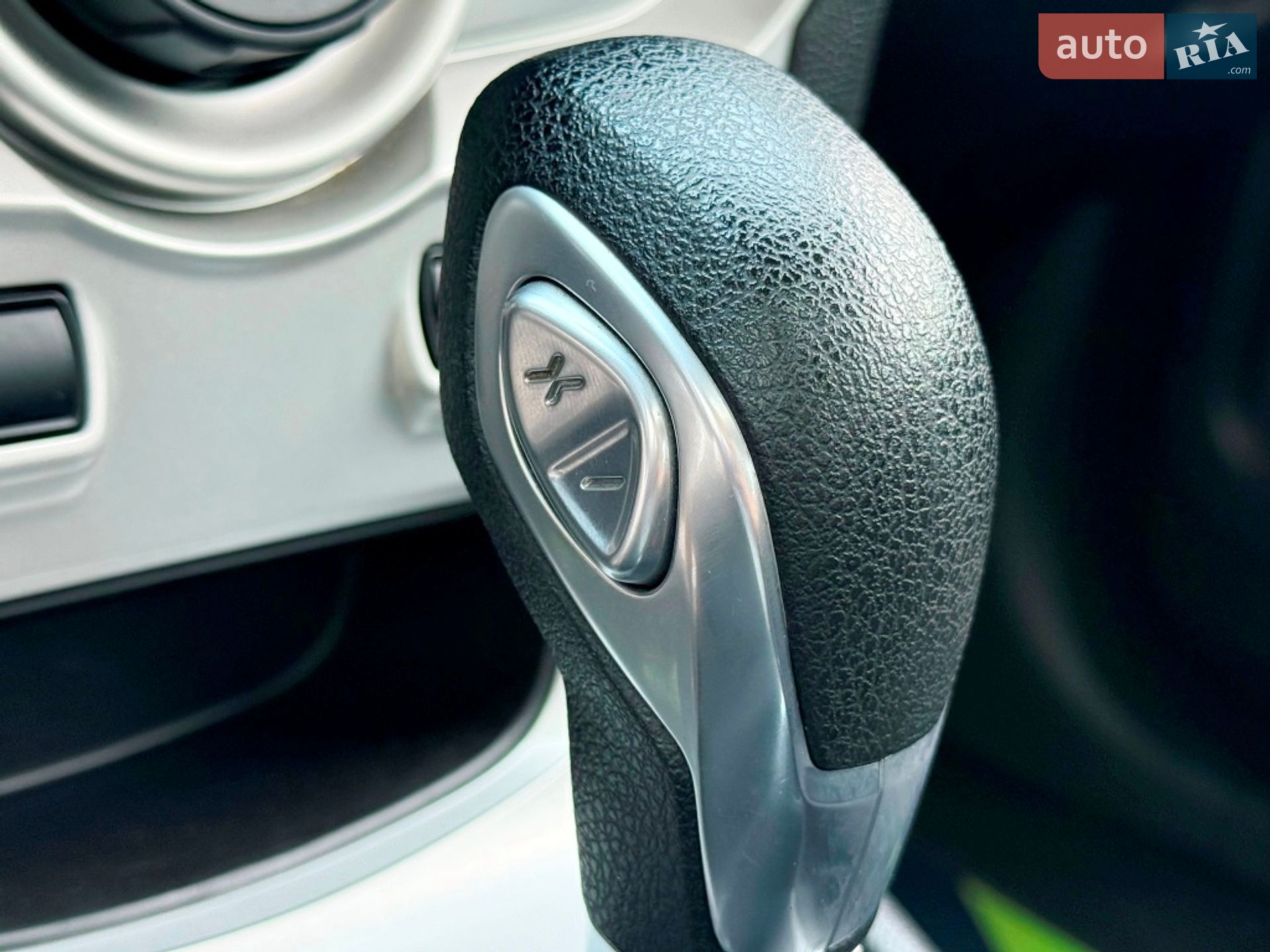 Ford Fiesta 2016 VIN 3FADP4BJ2GM203320 фото оголошення 39 з 66