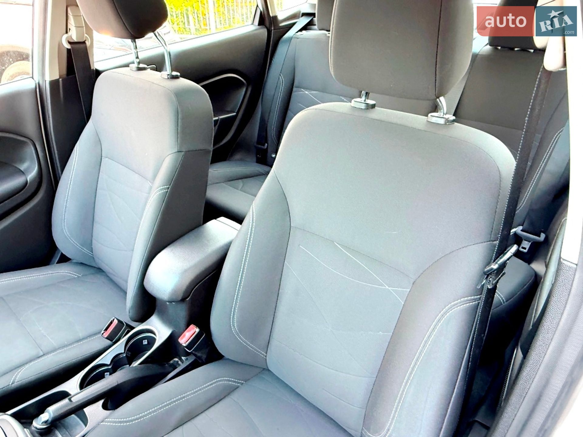 Ford Fiesta 2016 VIN 3FADP4BJ2GM203320 фото оголошення 54 з 66