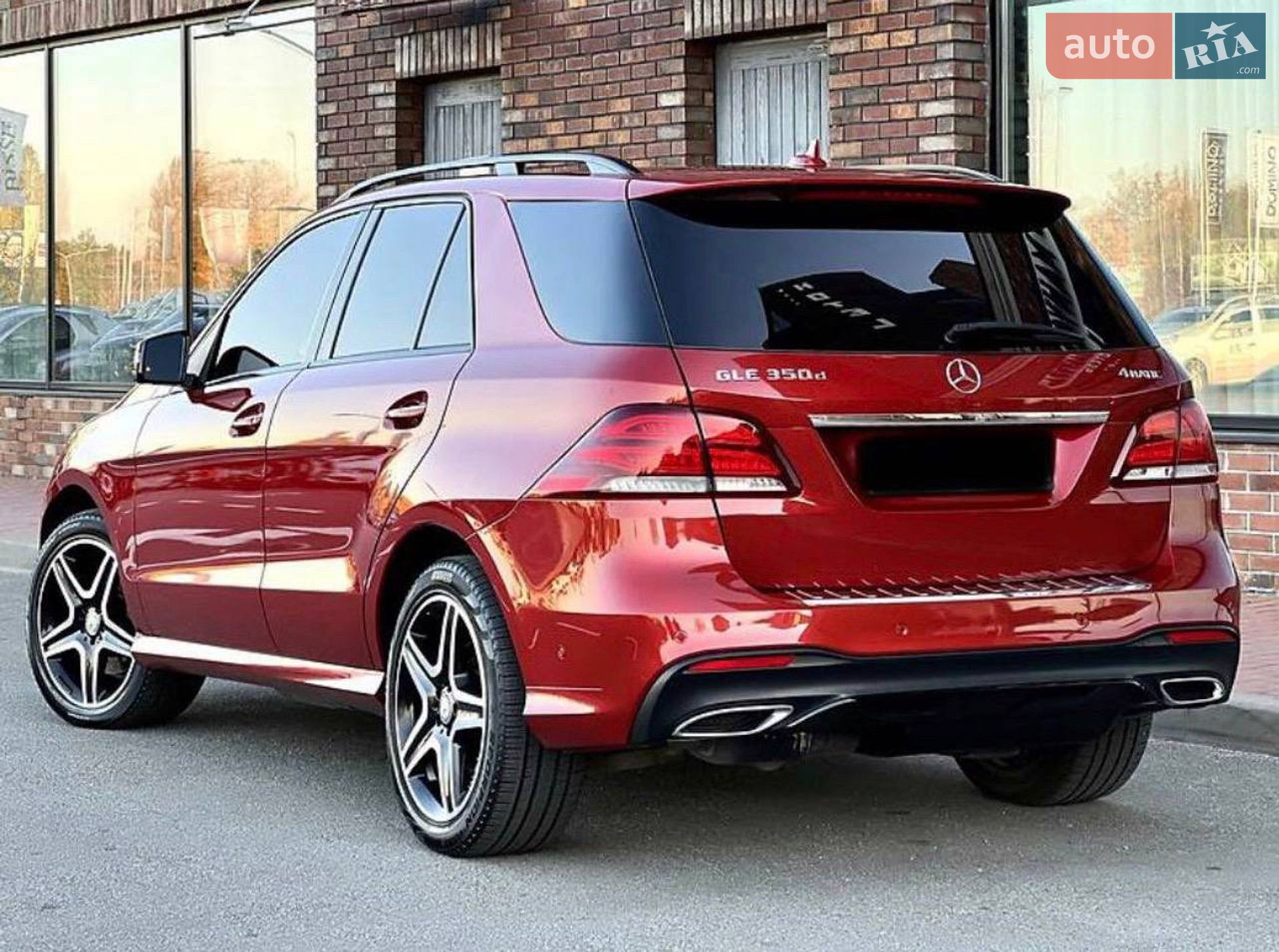 Mercedes-Benz GLE-Class 2016 VIN 4JGDA2EB2GA791796 фото оголошення 4 з 35