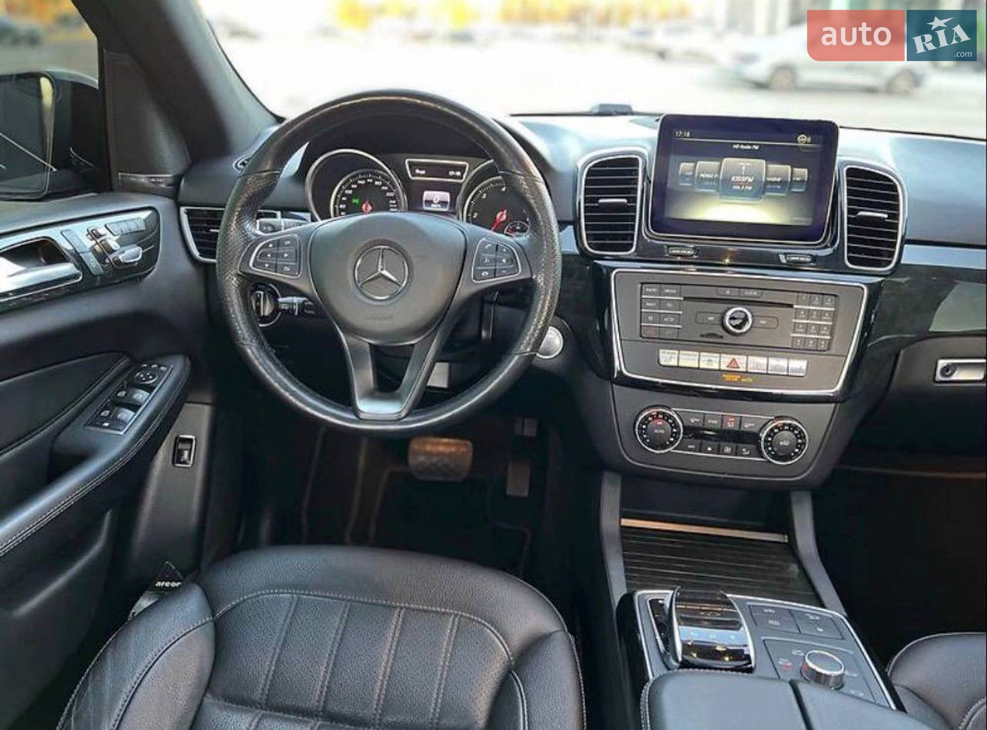 Mercedes-Benz GLE-Class 2016 VIN 4JGDA2EB2GA791796 фото оголошення 28 з 35