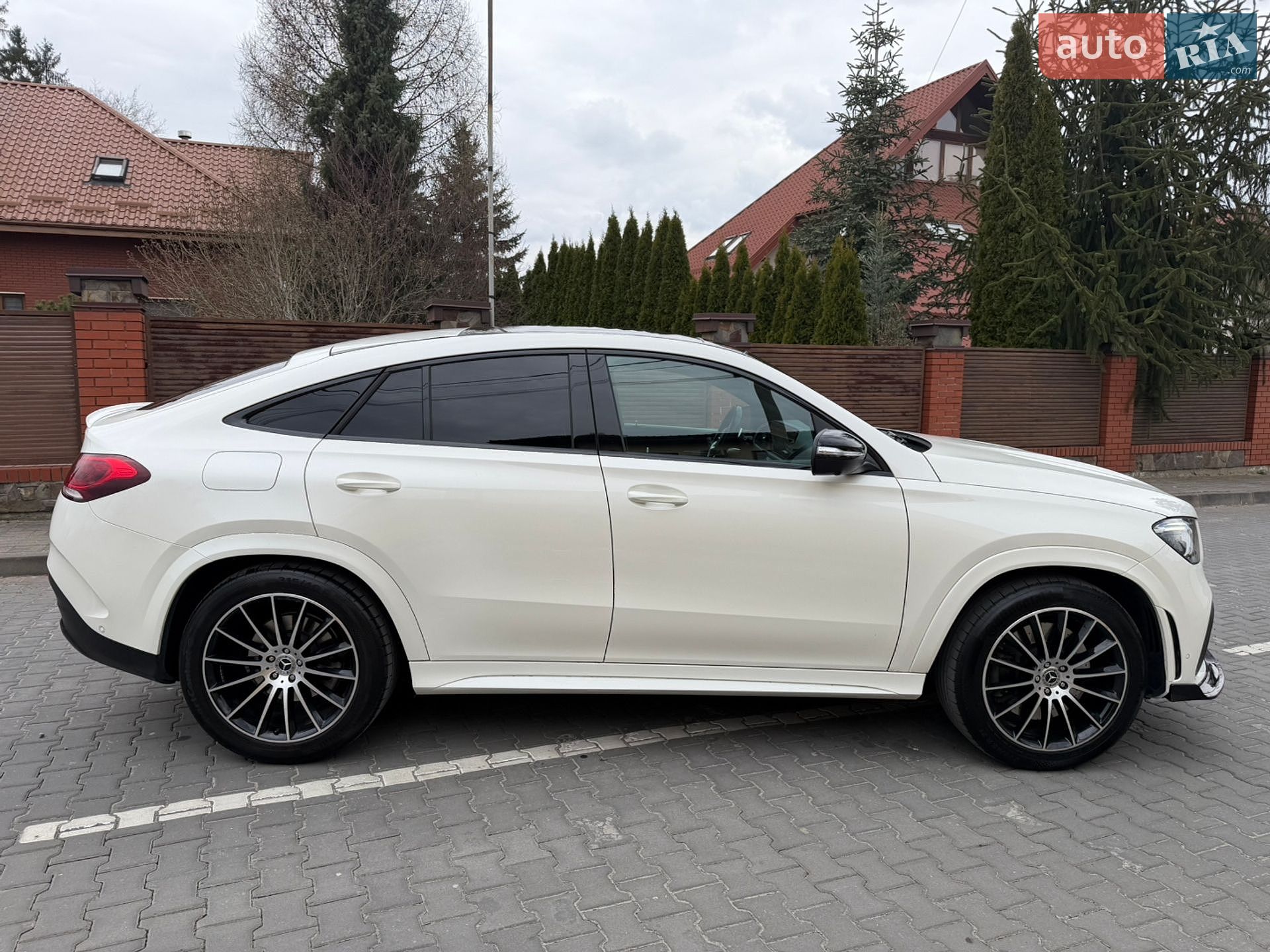 Mercedes-Benz GLE-Class Coupe 2020 VIN W1N1673211A216216 фото оголошення 4 з 14