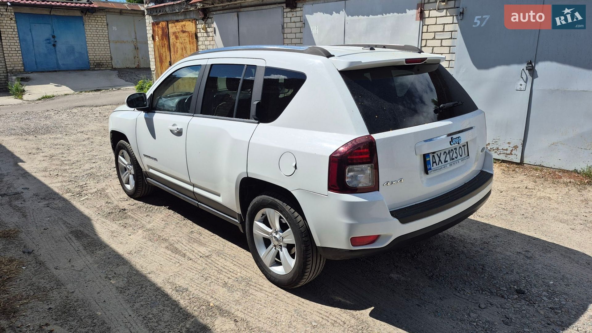 Jeep Compass 2013 VIN 1C4NJDEB7ED500970 фото оголошення 4 з 14