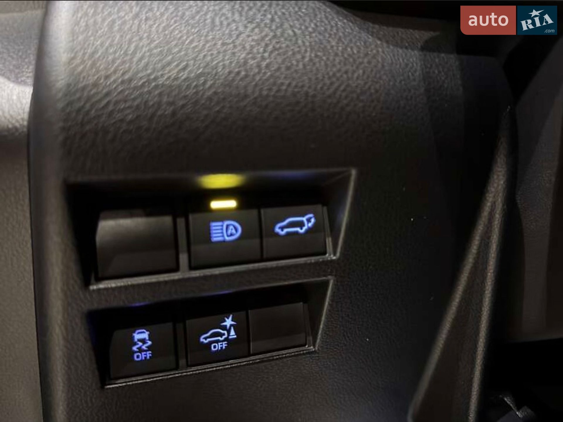 Toyota Land Cruiser 2021 VIN JTMABABJ004002236 фото оголошення 14 з 70