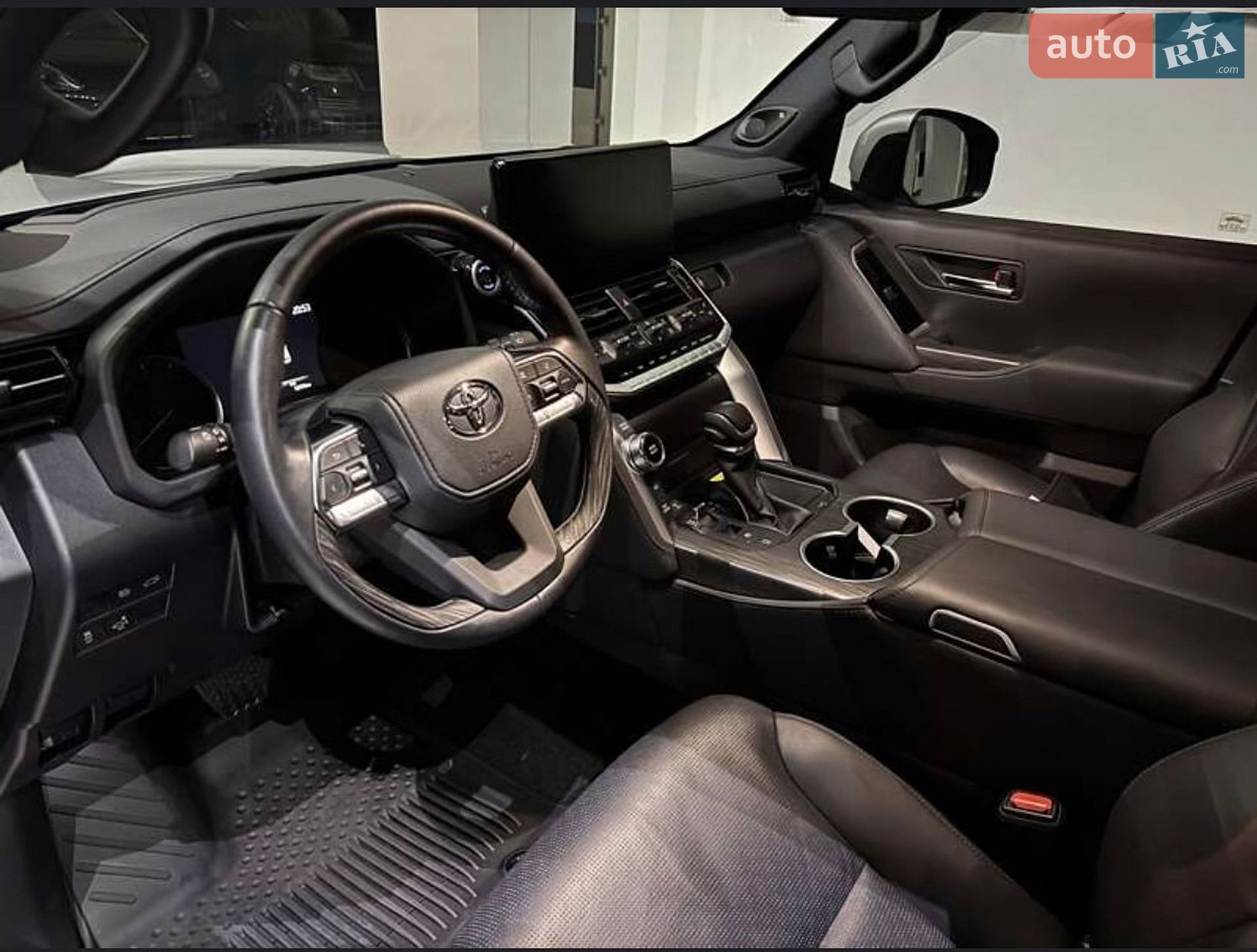 Toyota Land Cruiser 2021 VIN JTMABABJ004002236 фото оголошення 49 з 70