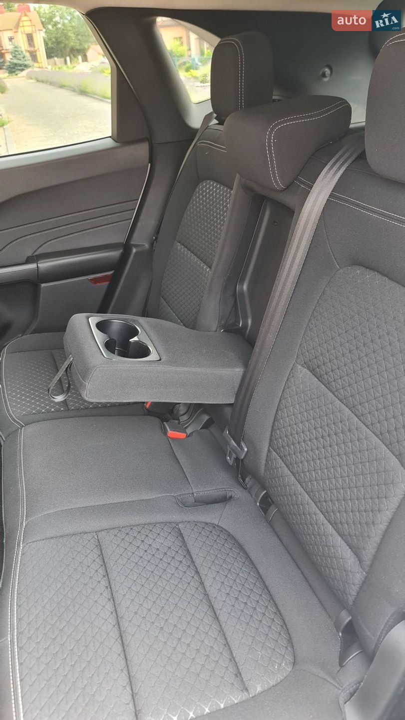 Ford Escape 2023 VIN 1FMCU0GN1PUA64856 фото оголошення 12 з 28