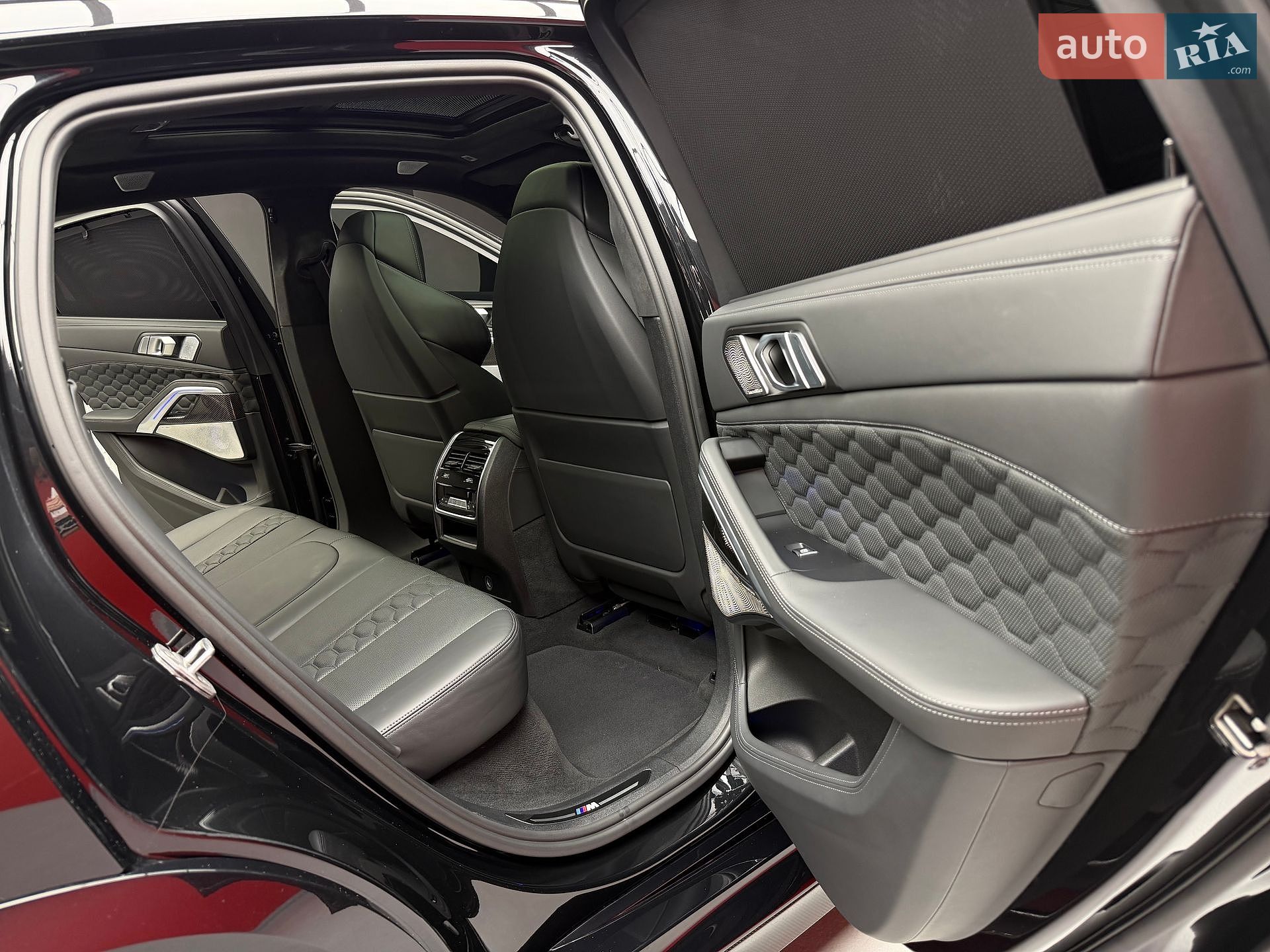 BMW X6 M 2022 VIN WBSCY010209L01149 фото оголошення 46 з 61