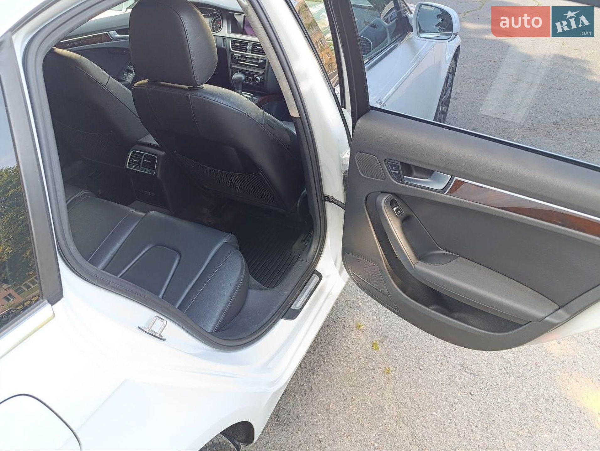 Audi A4 2013 VIN WAUFFAFL8DN038114 фото оголошення 10 з 18