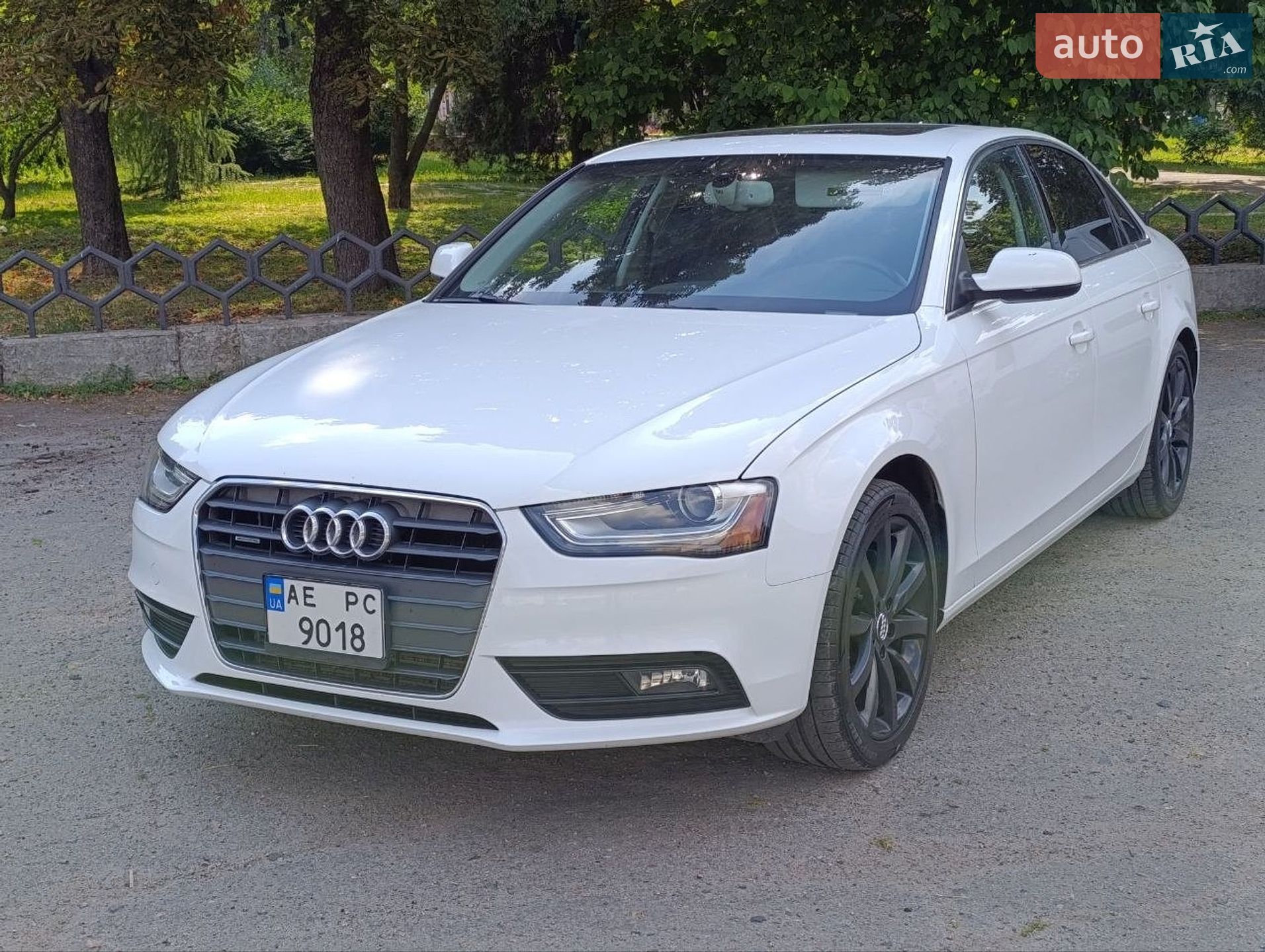 Audi A4 2013 VIN WAUFFAFL8DN038114 фото оголошення 15 з 18