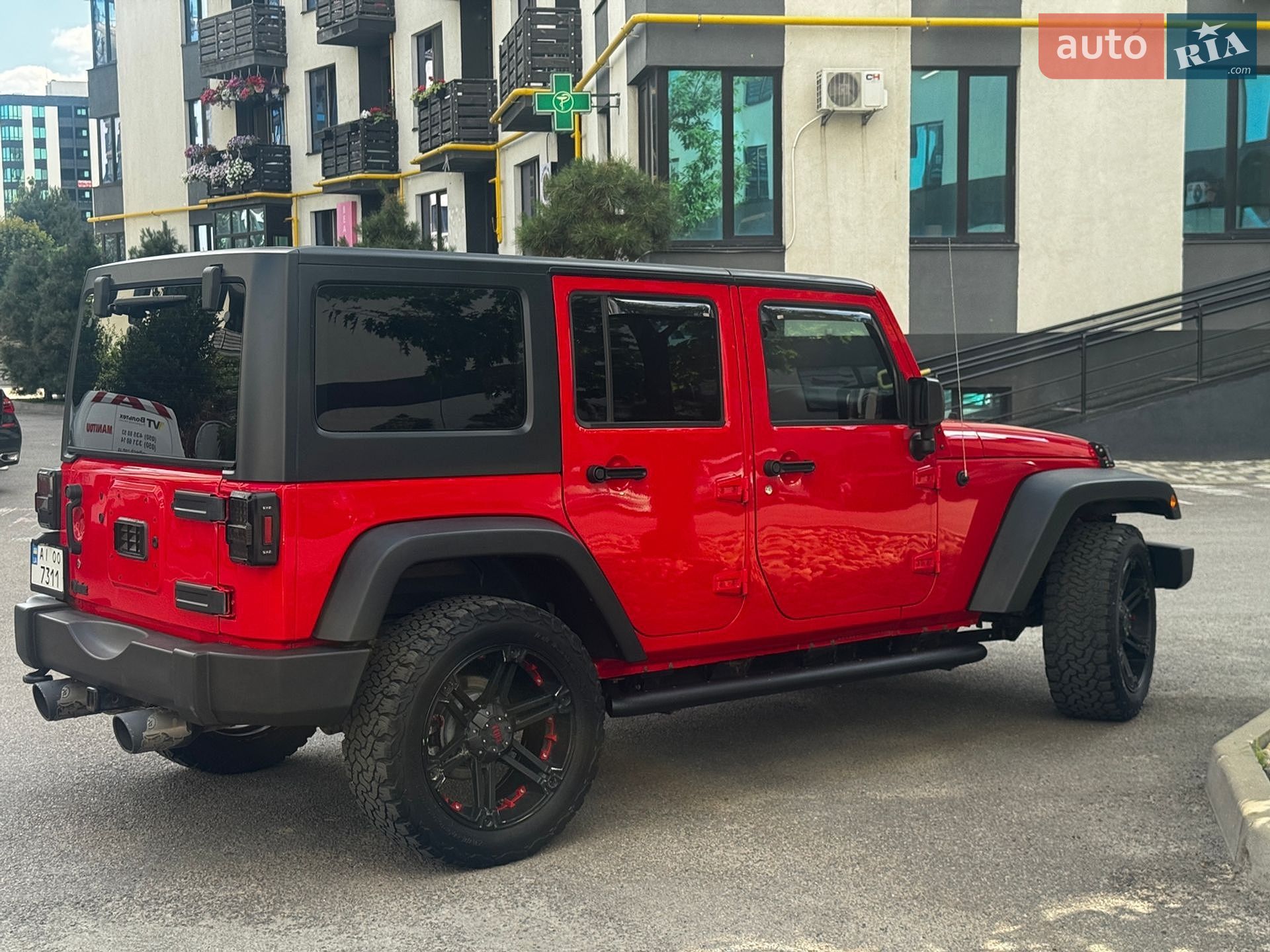 Jeep Wrangler 2016 VIN 1C4BJWDG5GL348711 фото оголошення 5 з 41