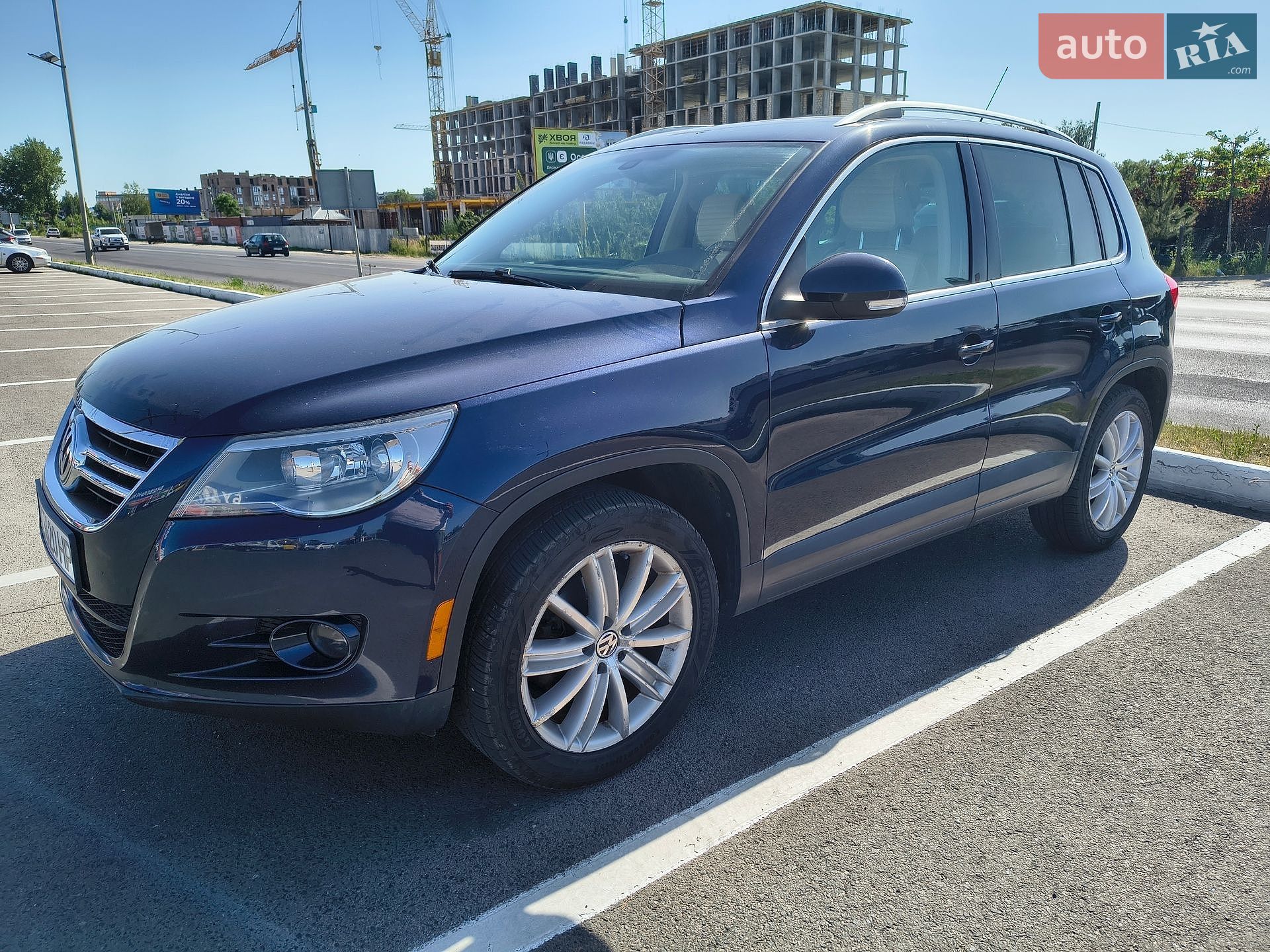 Volkswagen Tiguan 2010 VIN WVGBV7AX7BW515054 фото оголошення 3 з 22