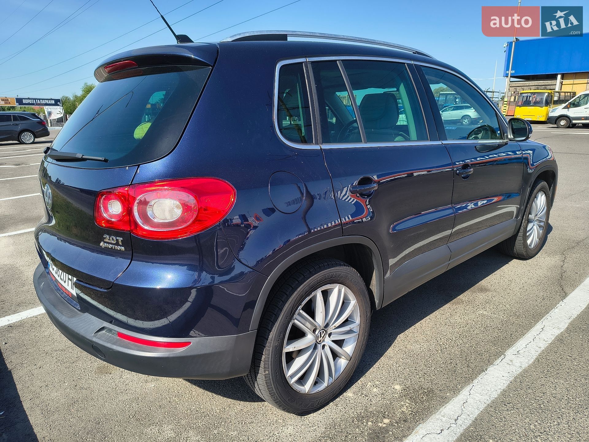 Volkswagen Tiguan 2010 VIN WVGBV7AX7BW515054 фото оголошення 6 з 22
