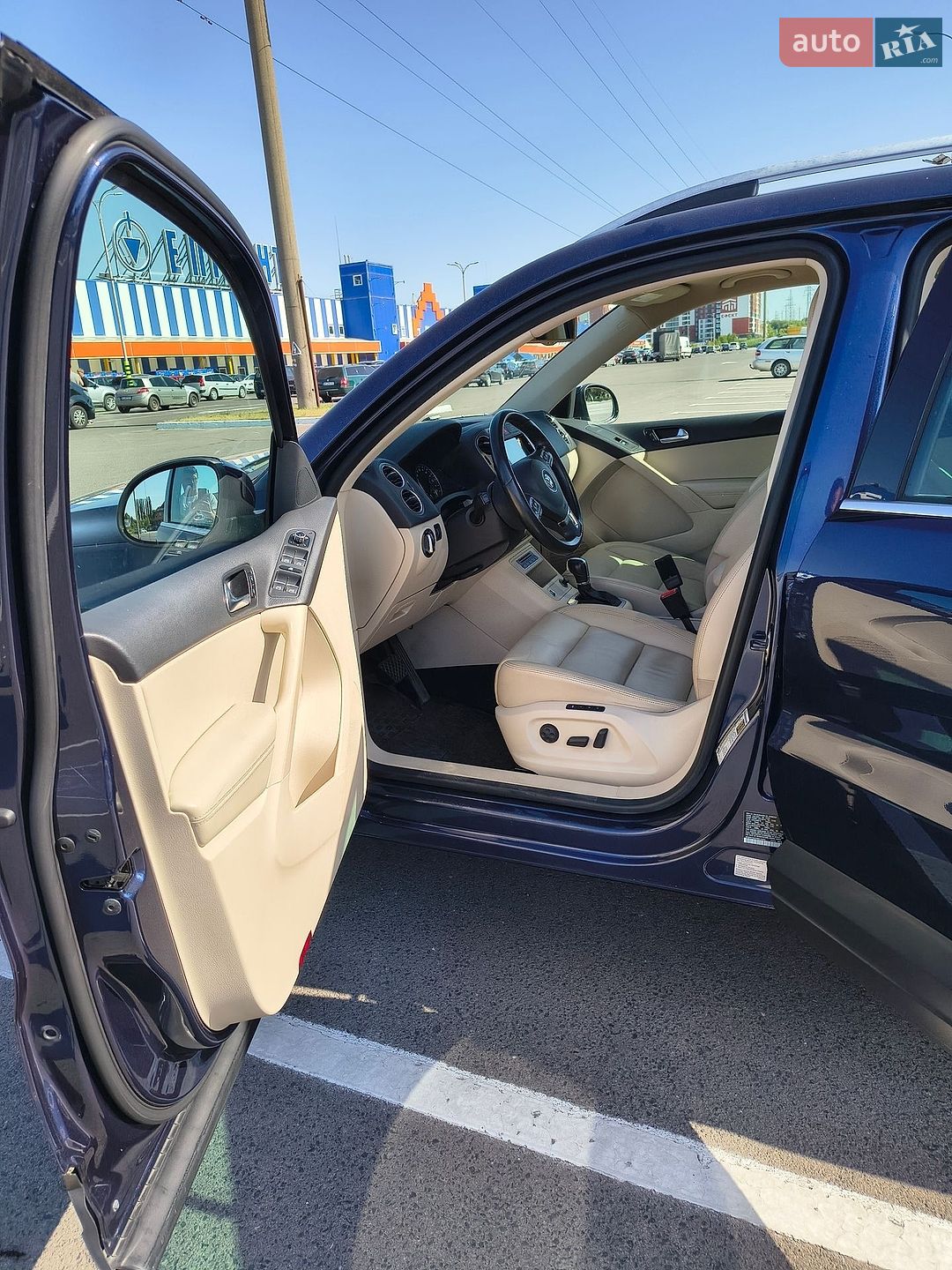 Volkswagen Tiguan 2010 VIN WVGBV7AX7BW515054 фото оголошення 14 з 22
