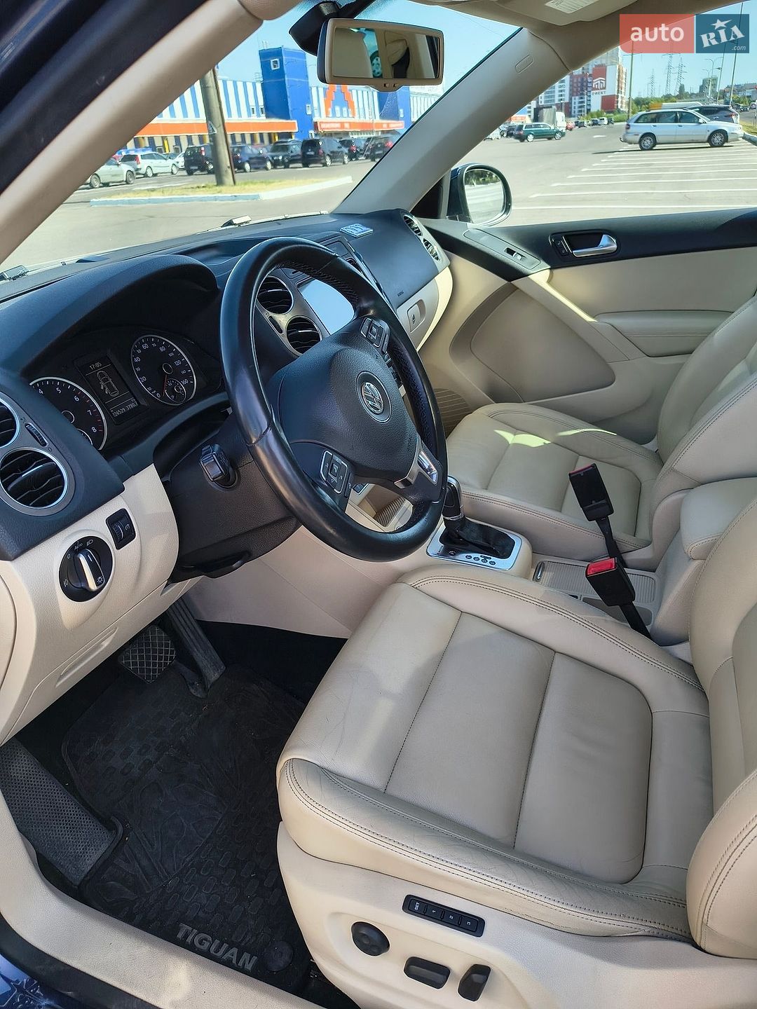 Volkswagen Tiguan 2010 VIN WVGBV7AX7BW515054 фото оголошення 15 з 22