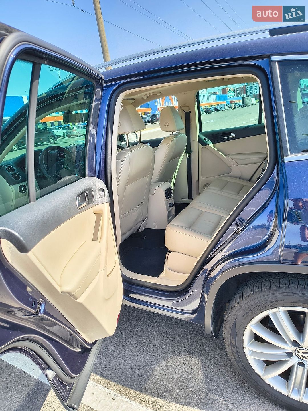 Volkswagen Tiguan 2010 VIN WVGBV7AX7BW515054 фото оголошення 17 з 22