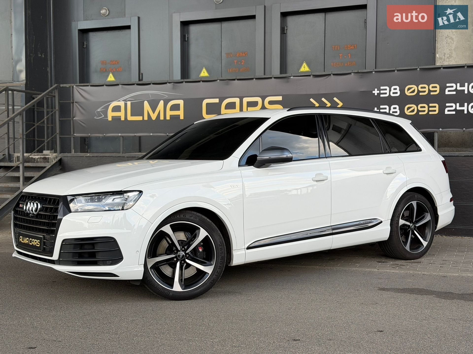 Audi SQ7 2017 VIN WAUZZZ4M5JD014949 фото оголошення 5 з 98