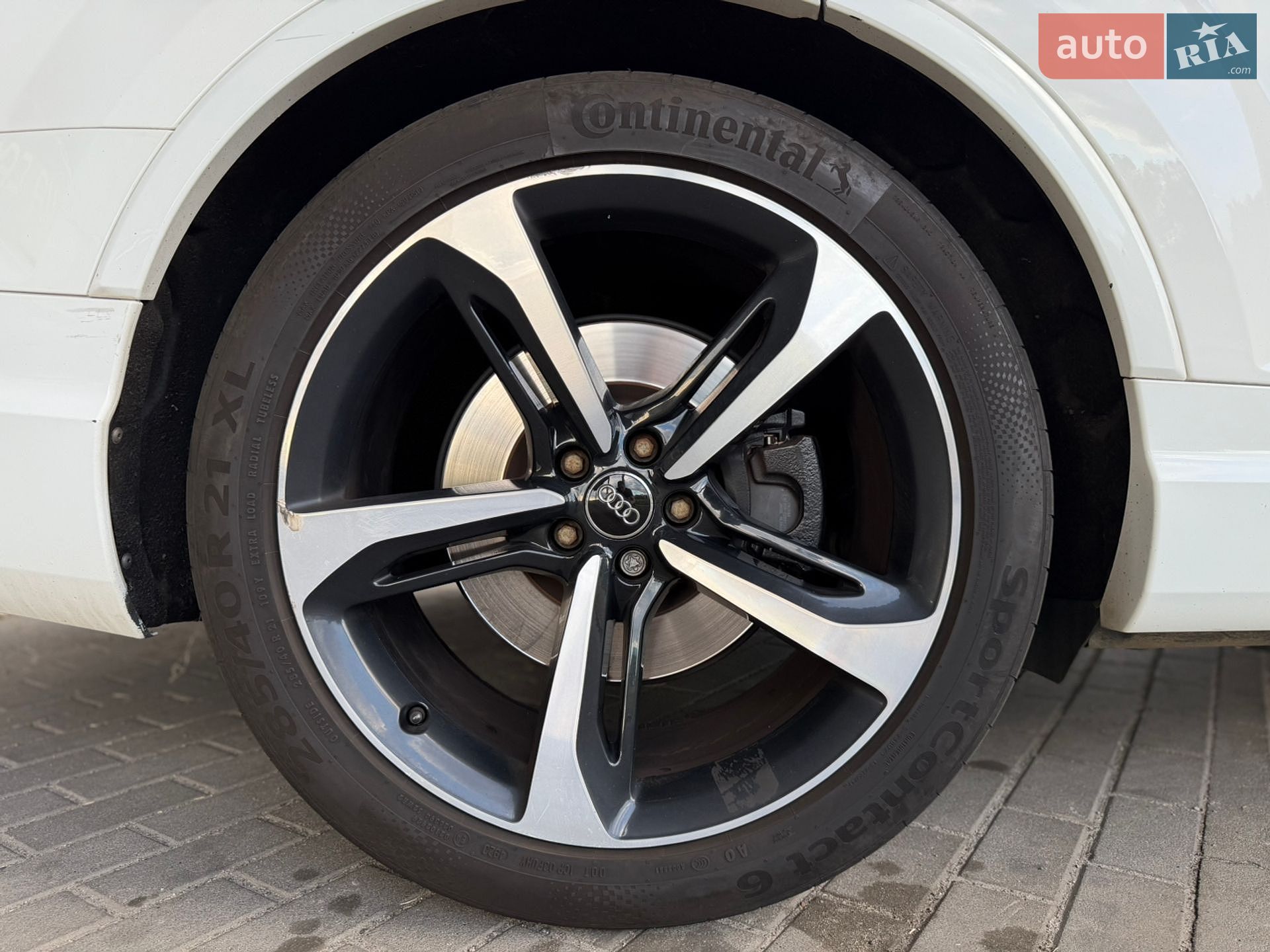 Audi SQ7 2017 VIN WAUZZZ4M5JD014949 фото оголошення 24 з 98