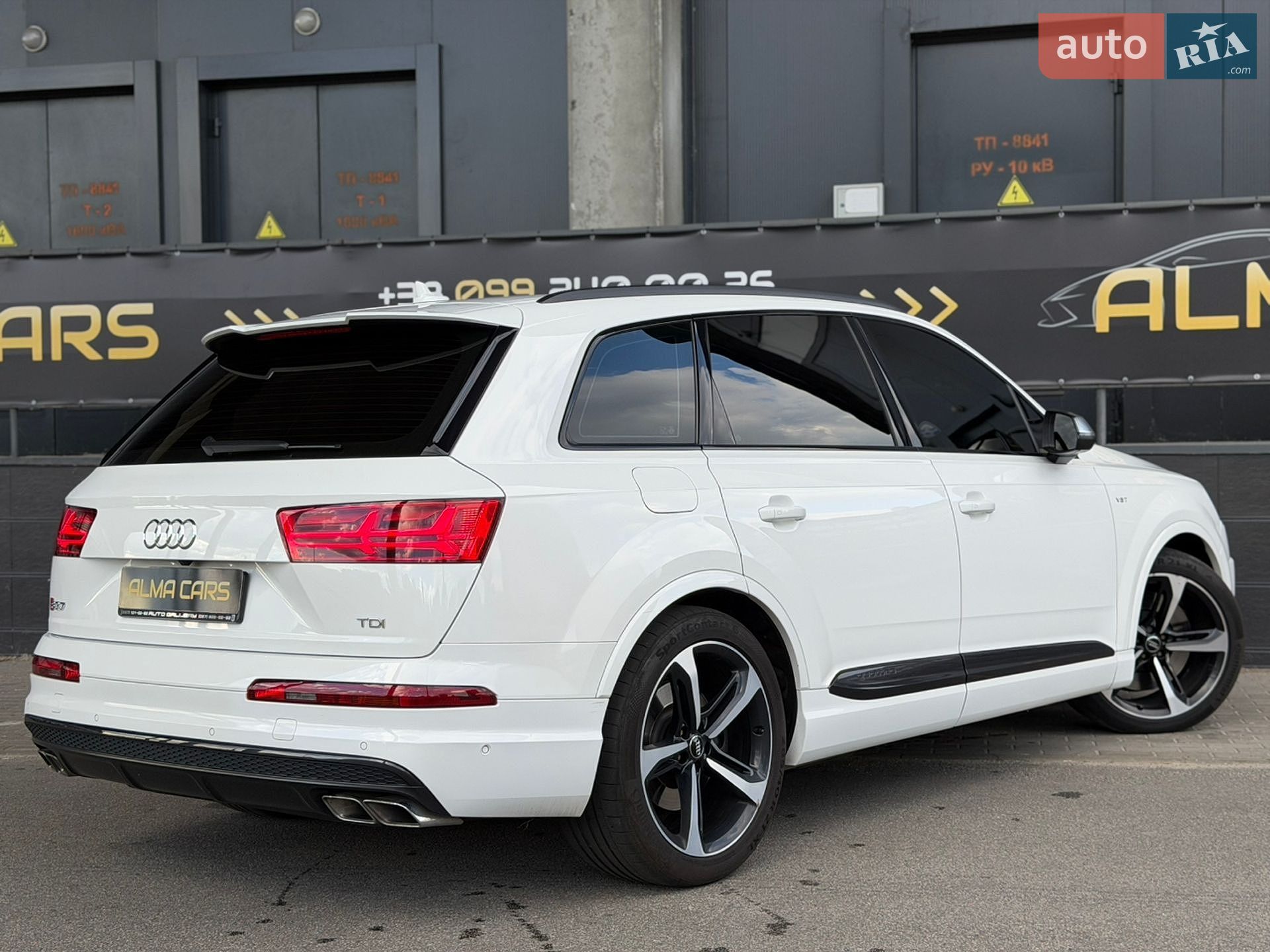 Audi SQ7 2017 VIN WAUZZZ4M5JD014949 фото оголошення 26 з 98
