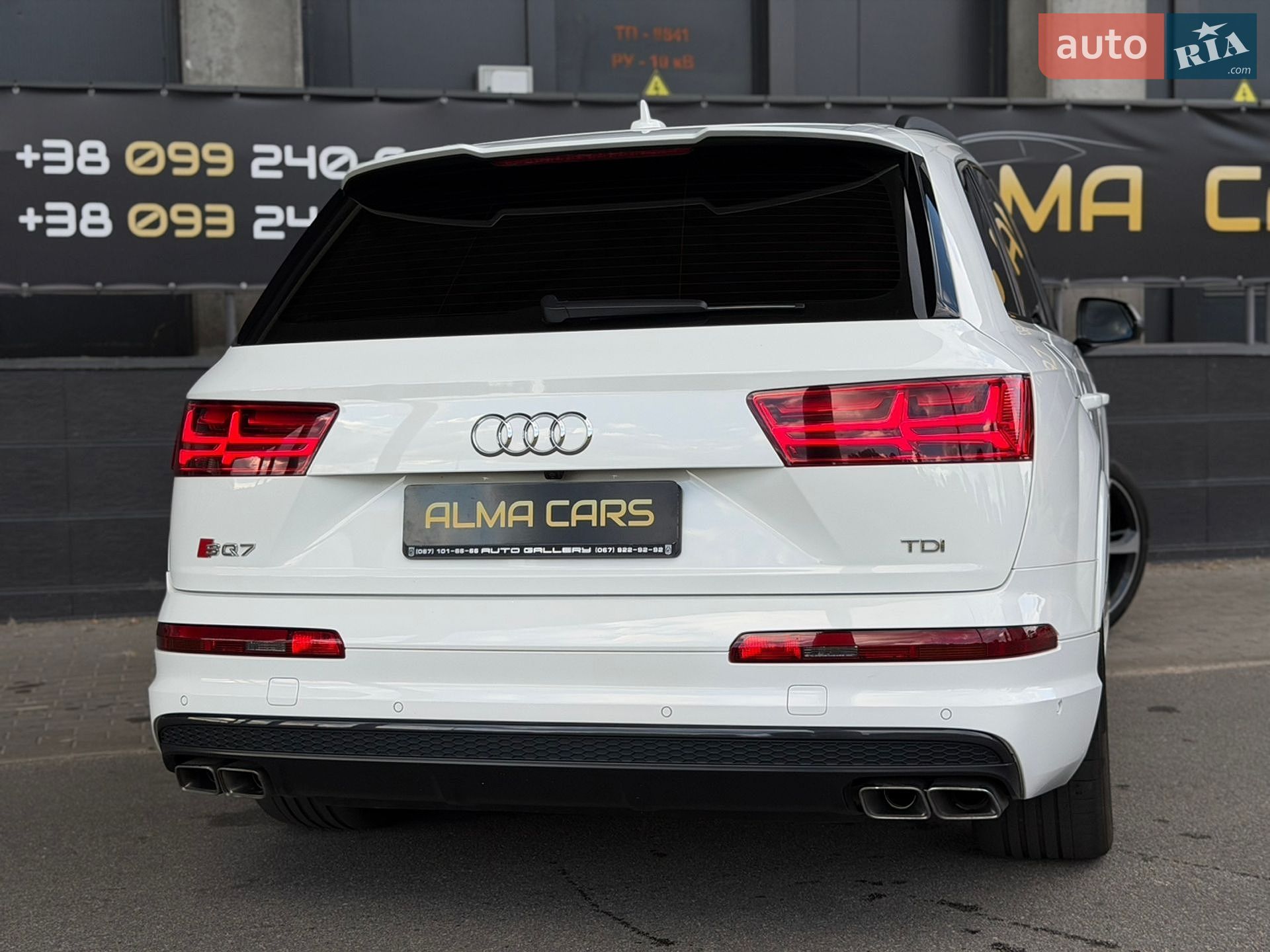 Audi SQ7 2017 VIN WAUZZZ4M5JD014949 фото оголошення 28 з 98