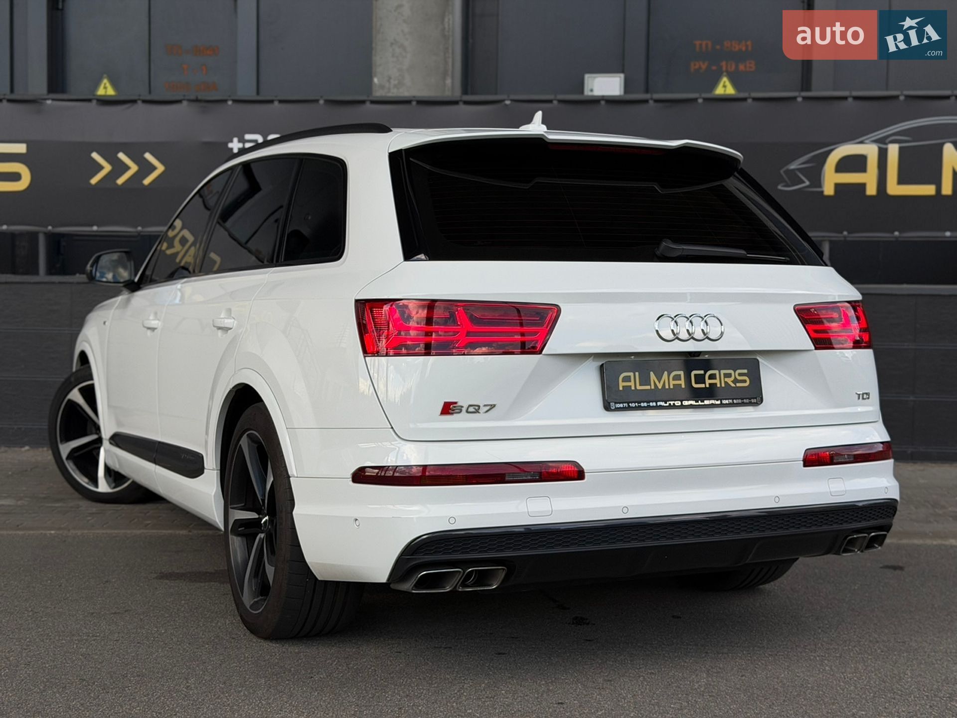 Audi SQ7 2017 VIN WAUZZZ4M5JD014949 фото оголошення 40 з 98