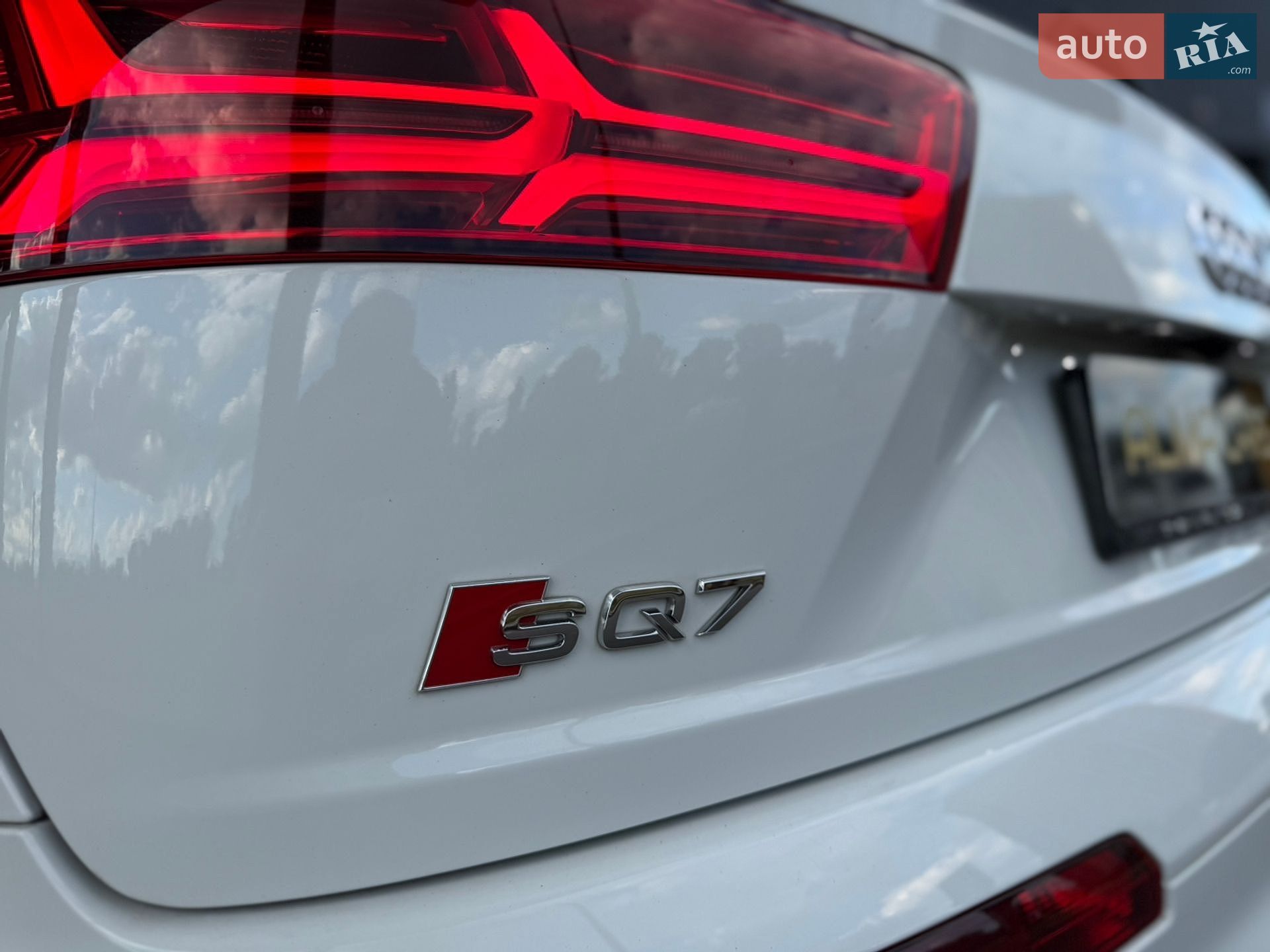 Audi SQ7 2017 VIN WAUZZZ4M5JD014949 фото оголошення 44 з 98