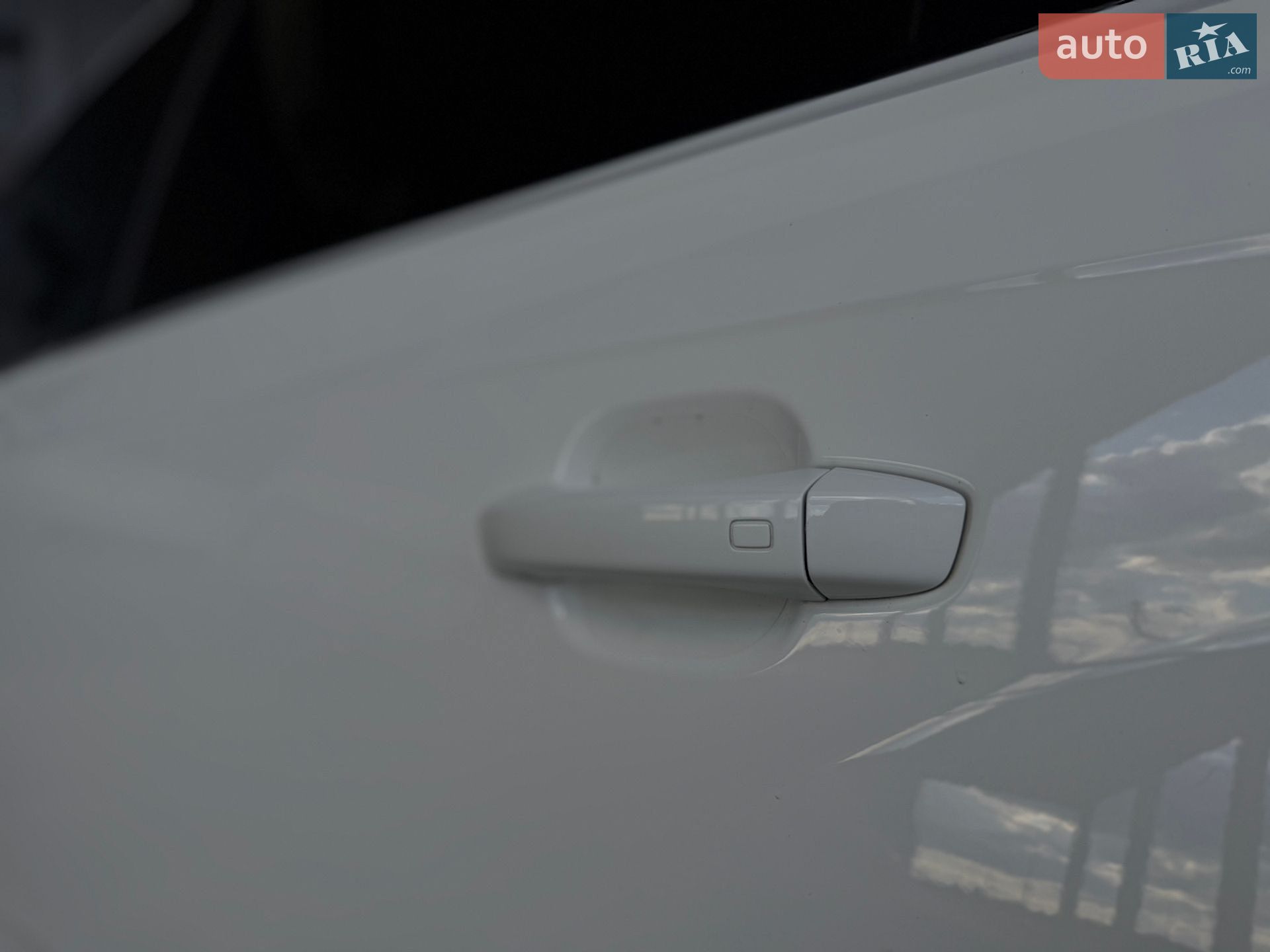 Audi SQ7 2017 VIN WAUZZZ4M5JD014949 фото оголошення 47 з 98
