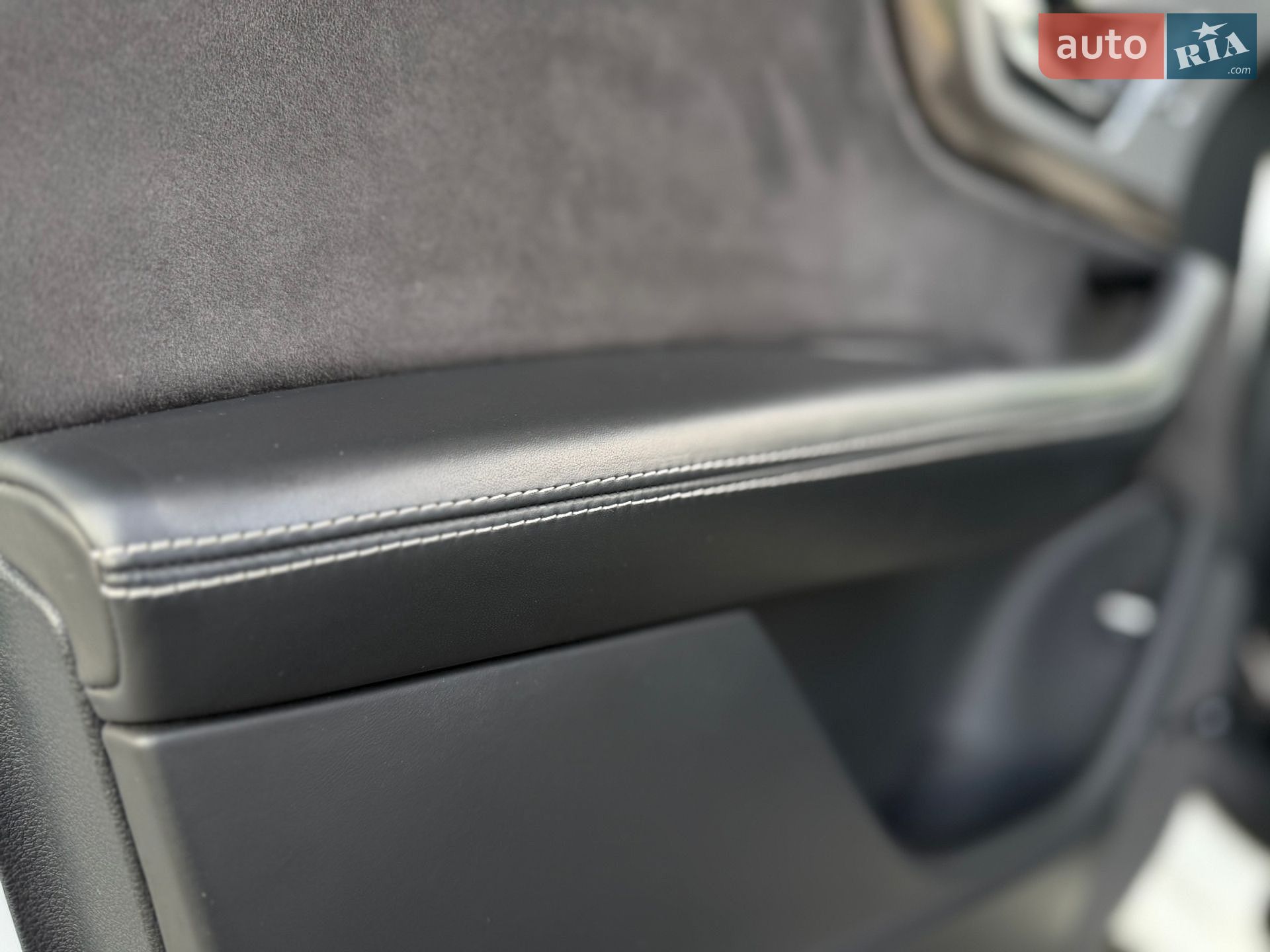 Audi SQ7 2017 VIN WAUZZZ4M5JD014949 фото оголошення 54 з 98