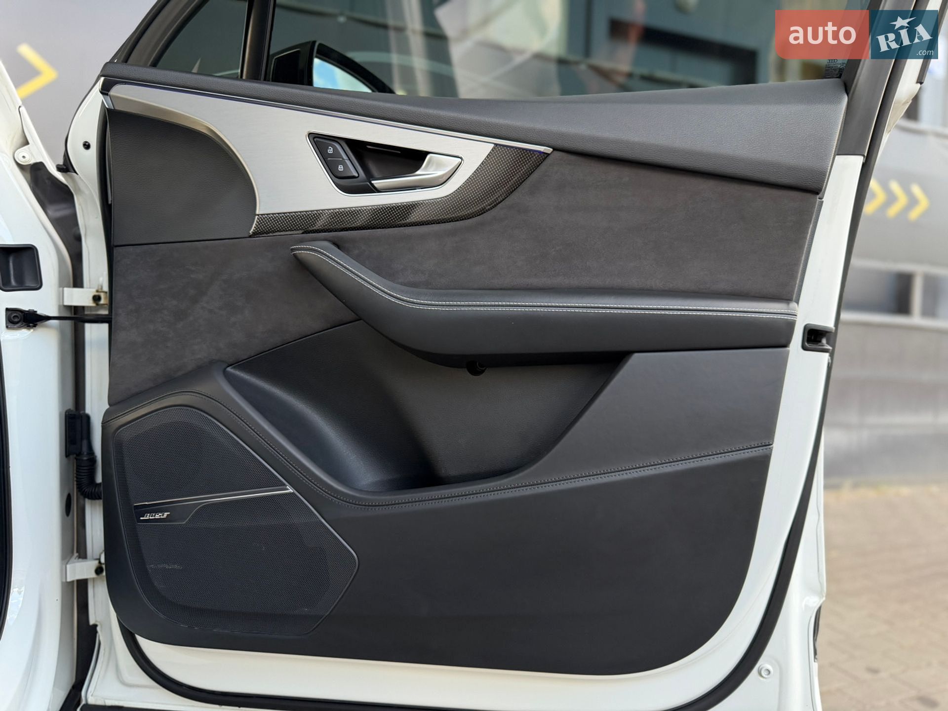 Audi SQ7 2017 VIN WAUZZZ4M5JD014949 фото оголошення 87 з 98