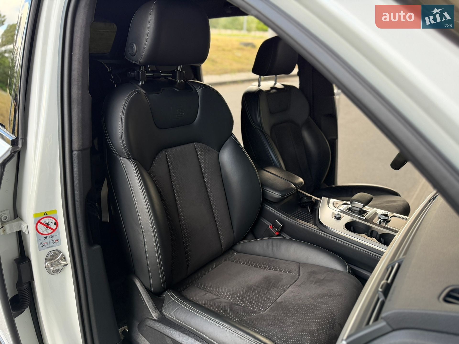Audi SQ7 2017 VIN WAUZZZ4M5JD014949 фото оголошення 92 з 98