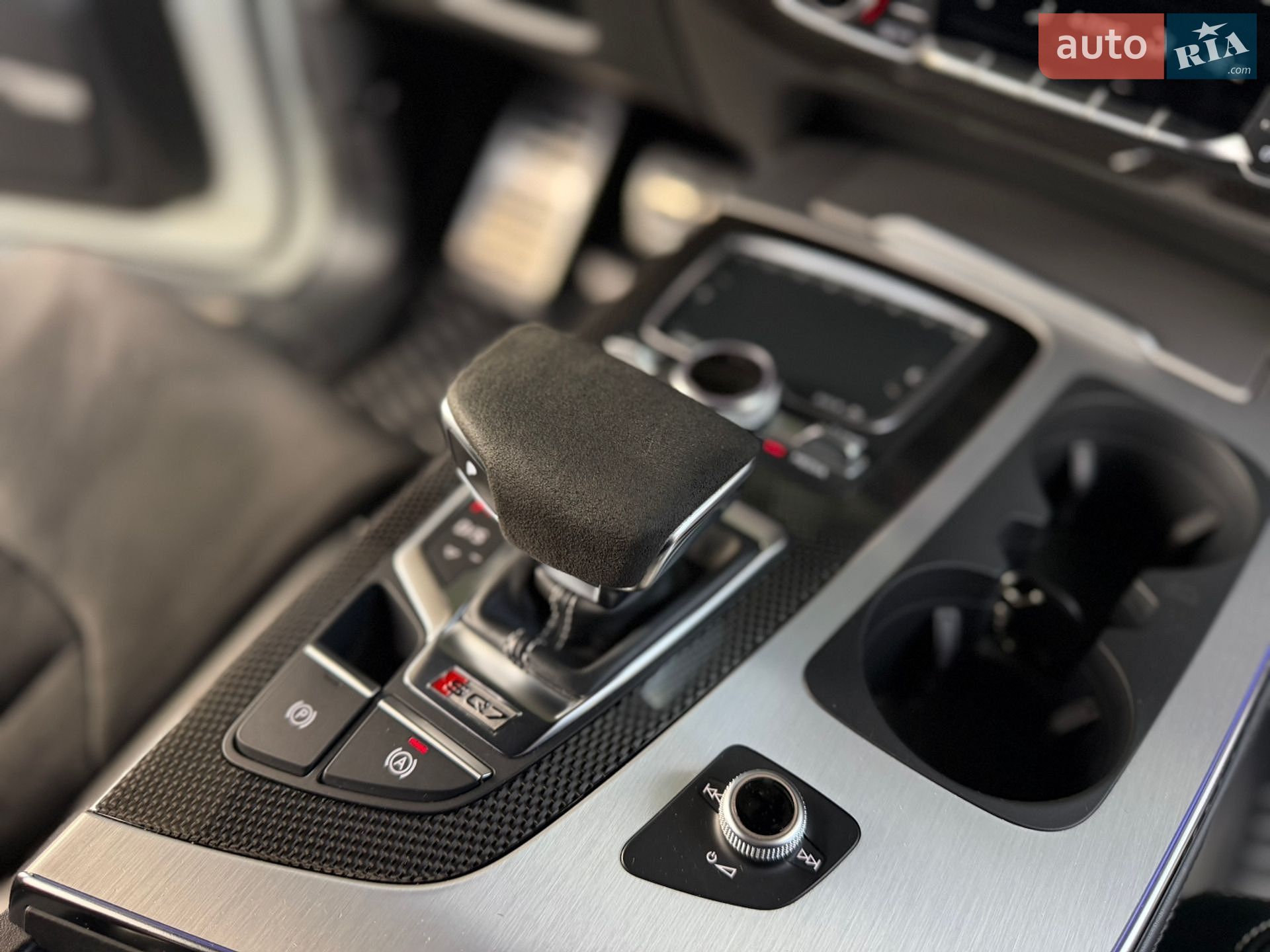 Audi SQ7 2017 VIN WAUZZZ4M5JD014949 фото оголошення 97 з 98
