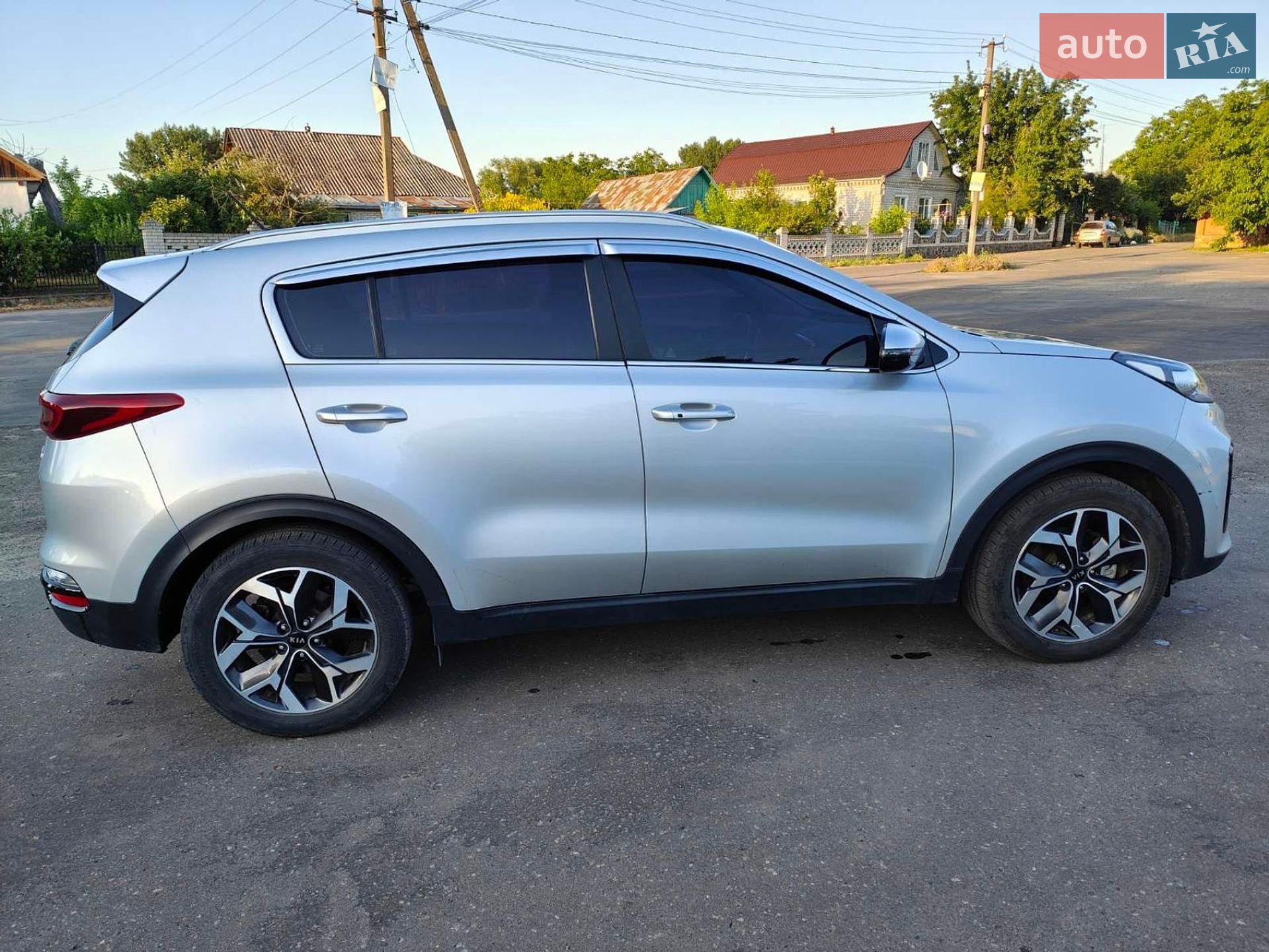 Kia Sportage 2019 VIN KNAPN813BKK651556 фото оголошення 4 з 8