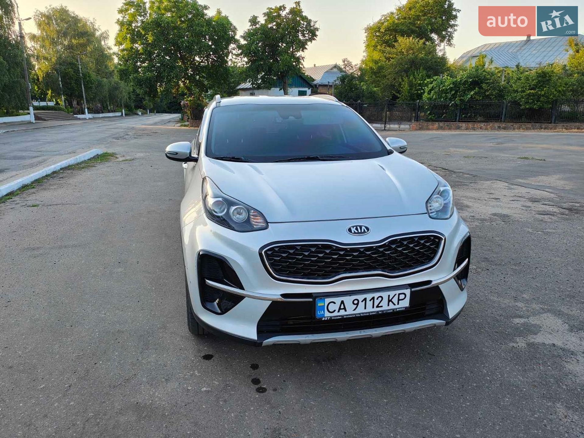 Kia Sportage 2019 VIN KNAPN813BKK651556 фото оголошення 2 з 8