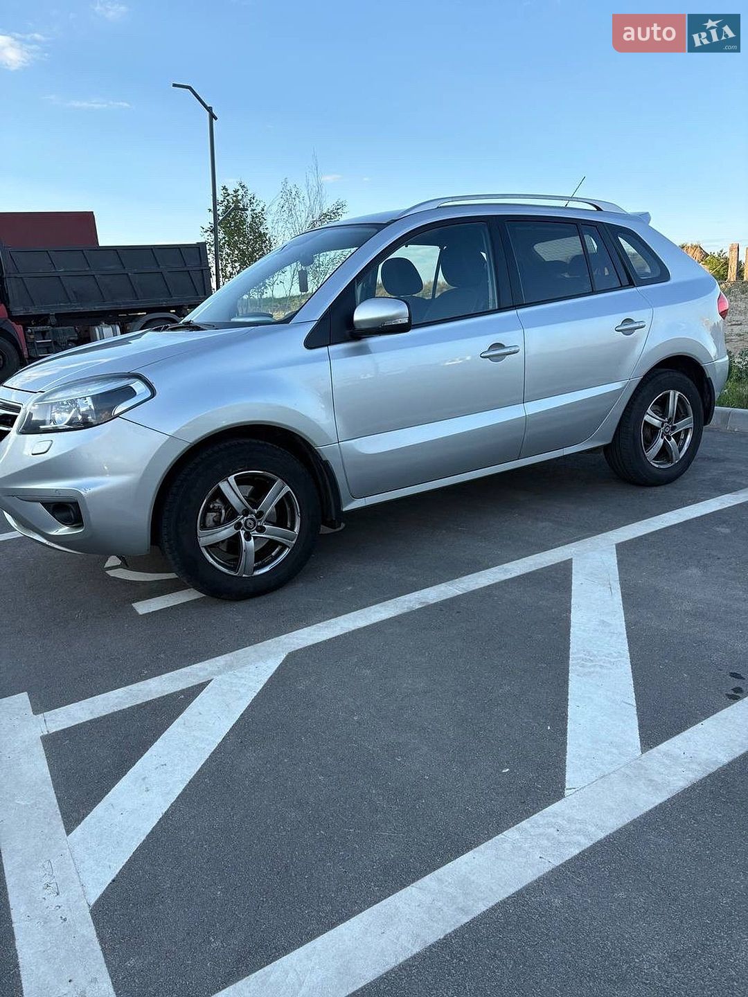 Renault Koleos 2011 VIN VF1VY0C0VUC384465 фото оголошення 4 з 21