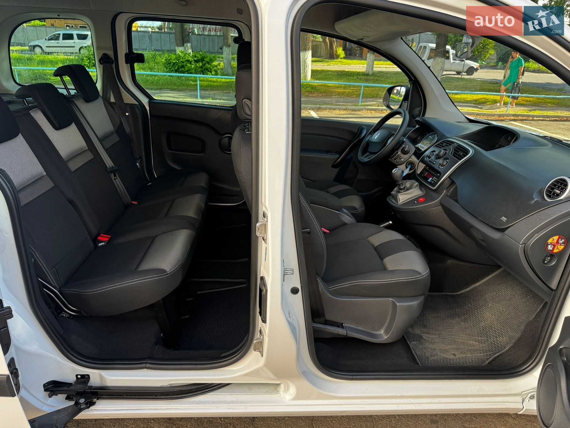 Renault Kangoo 2020 VIN VF1WK000765902143 фото оголошення 7 з 17