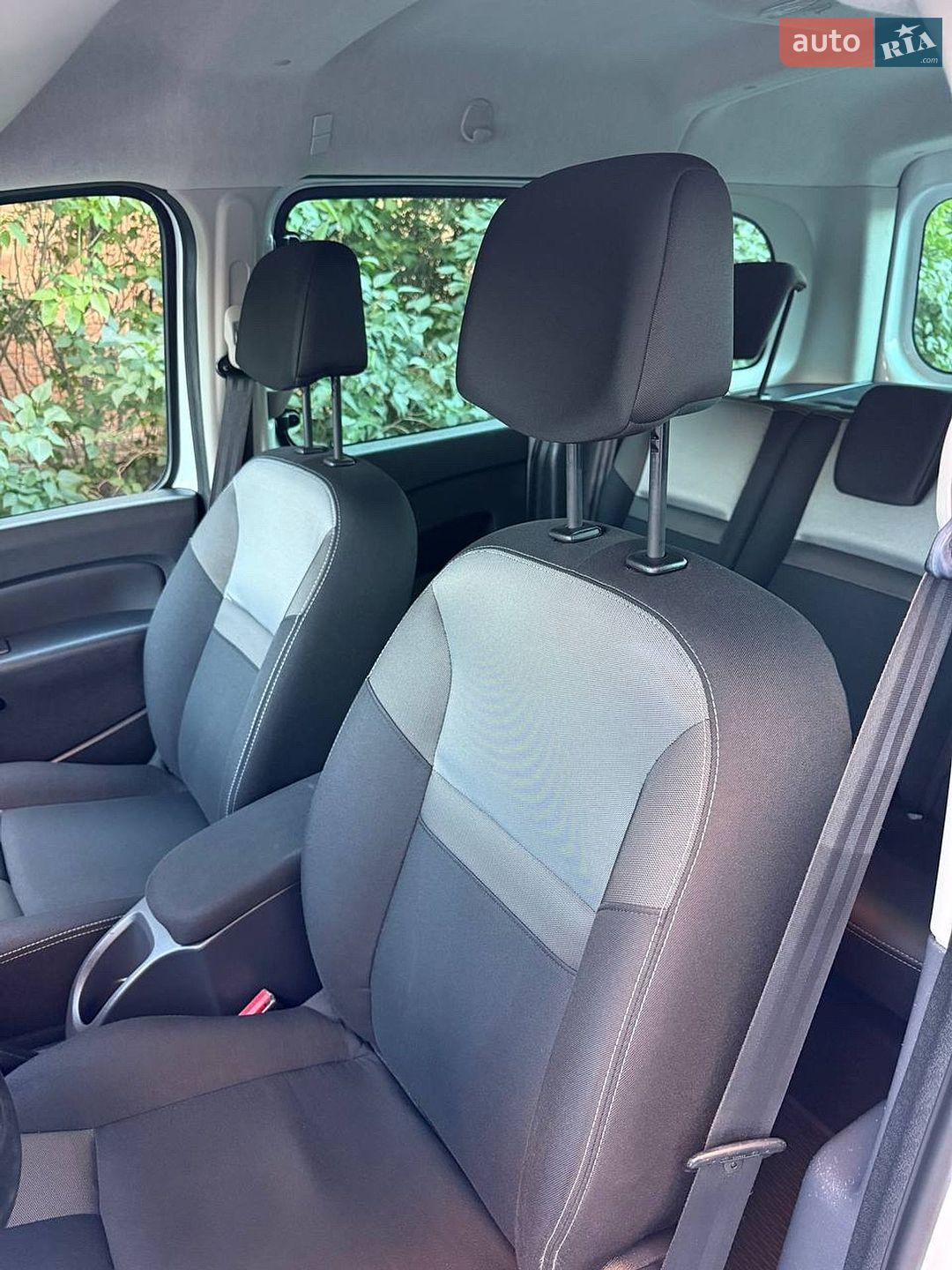 Renault Kangoo 2020 VIN VF1WK000765902143 фото оголошення 16 з 17