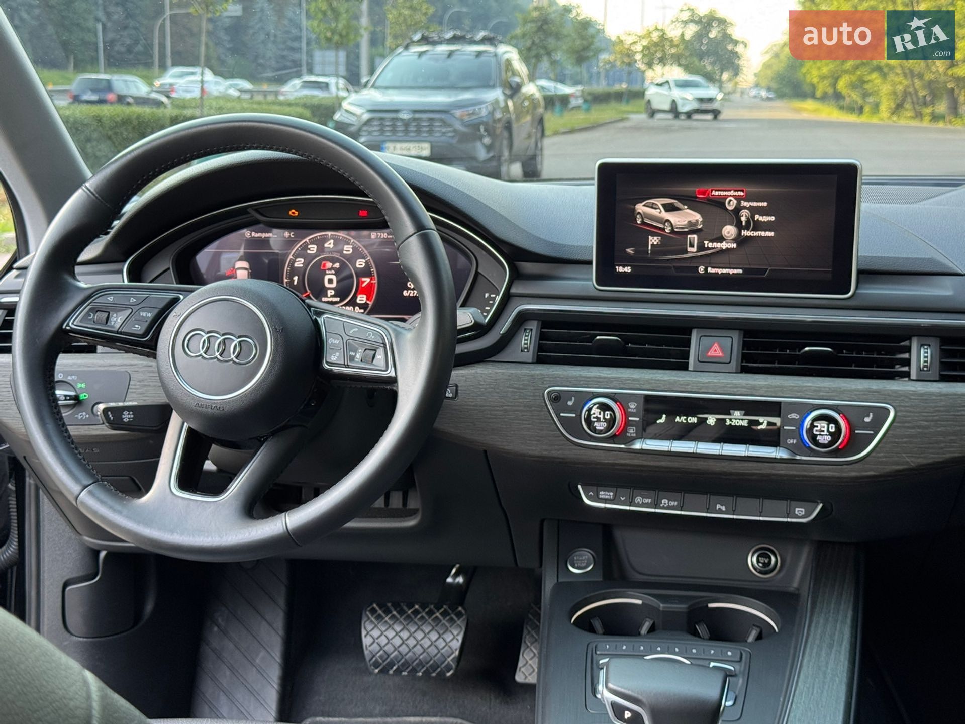Audi A4 2016 VIN WAUBNAF47HN005962 фото оголошення 13 з 32