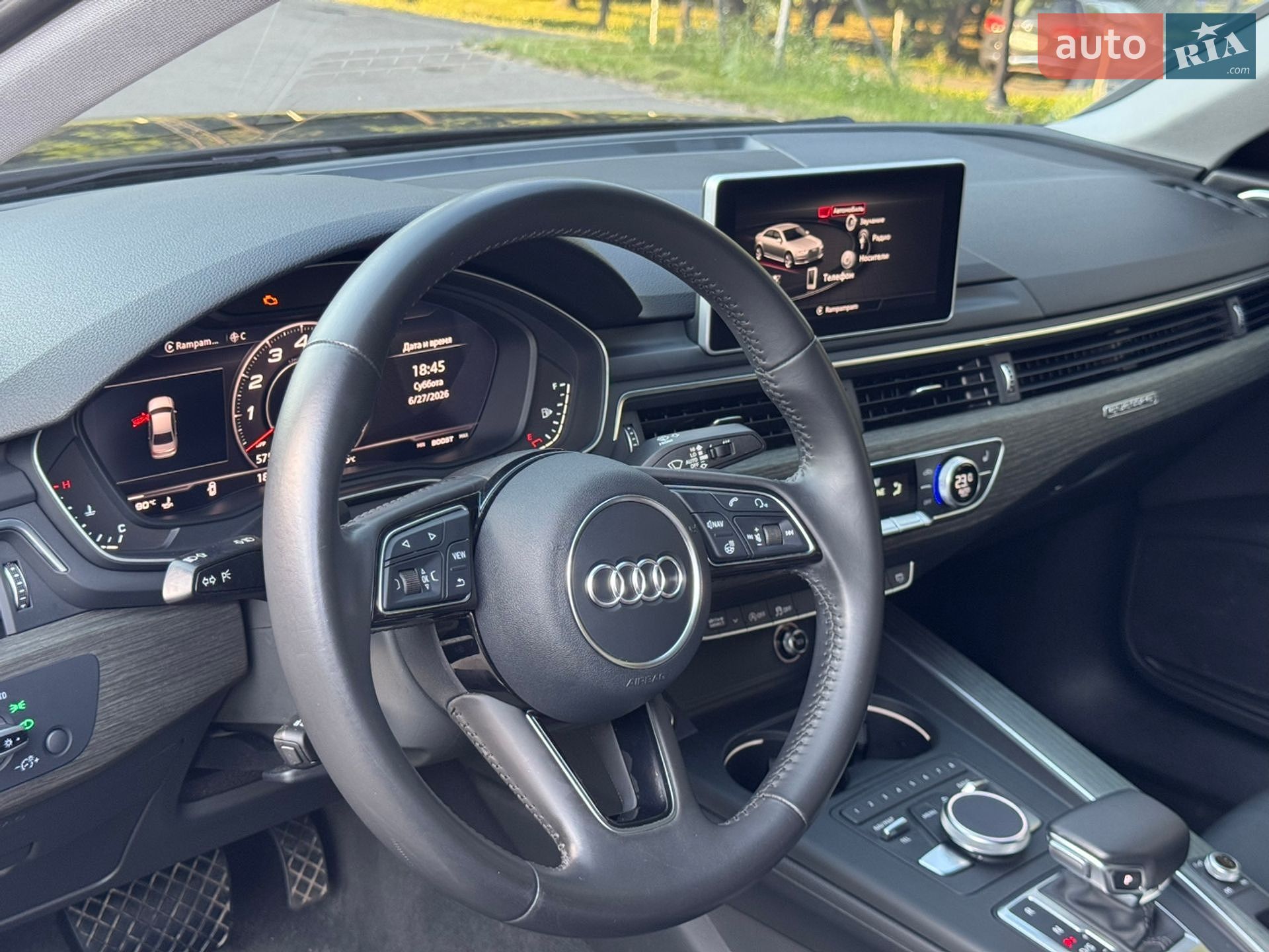 Audi A4 2016 VIN WAUBNAF47HN005962 фото оголошення 15 з 32