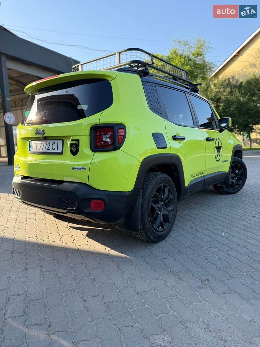 Jeep Renegade 2017 VIN ZACCJBBB3HPG32761 фото оголошення 12 з 15