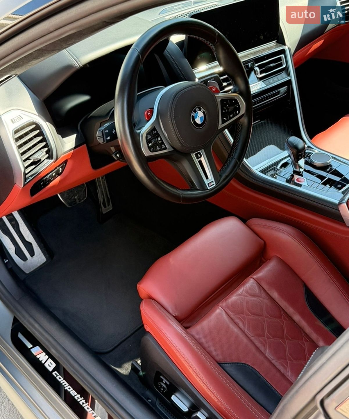 BMW M8 2023 VIN WBSGV0C00RCN33580 фото оголошення 10 з 58