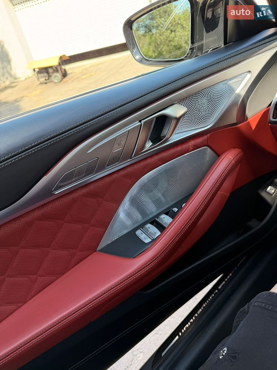 BMW M8 2023 VIN WBSGV0C00RCN33580 фото оголошення 13 з 58