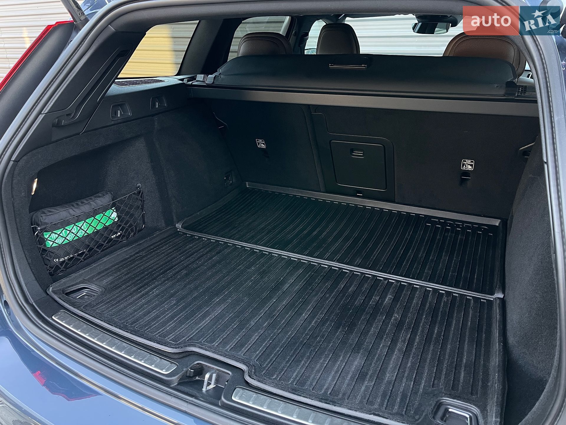 Volvo V60 Cross Country 2020 VIN YV1ZZK5VCM1072596 фото оголошення 78 з 87