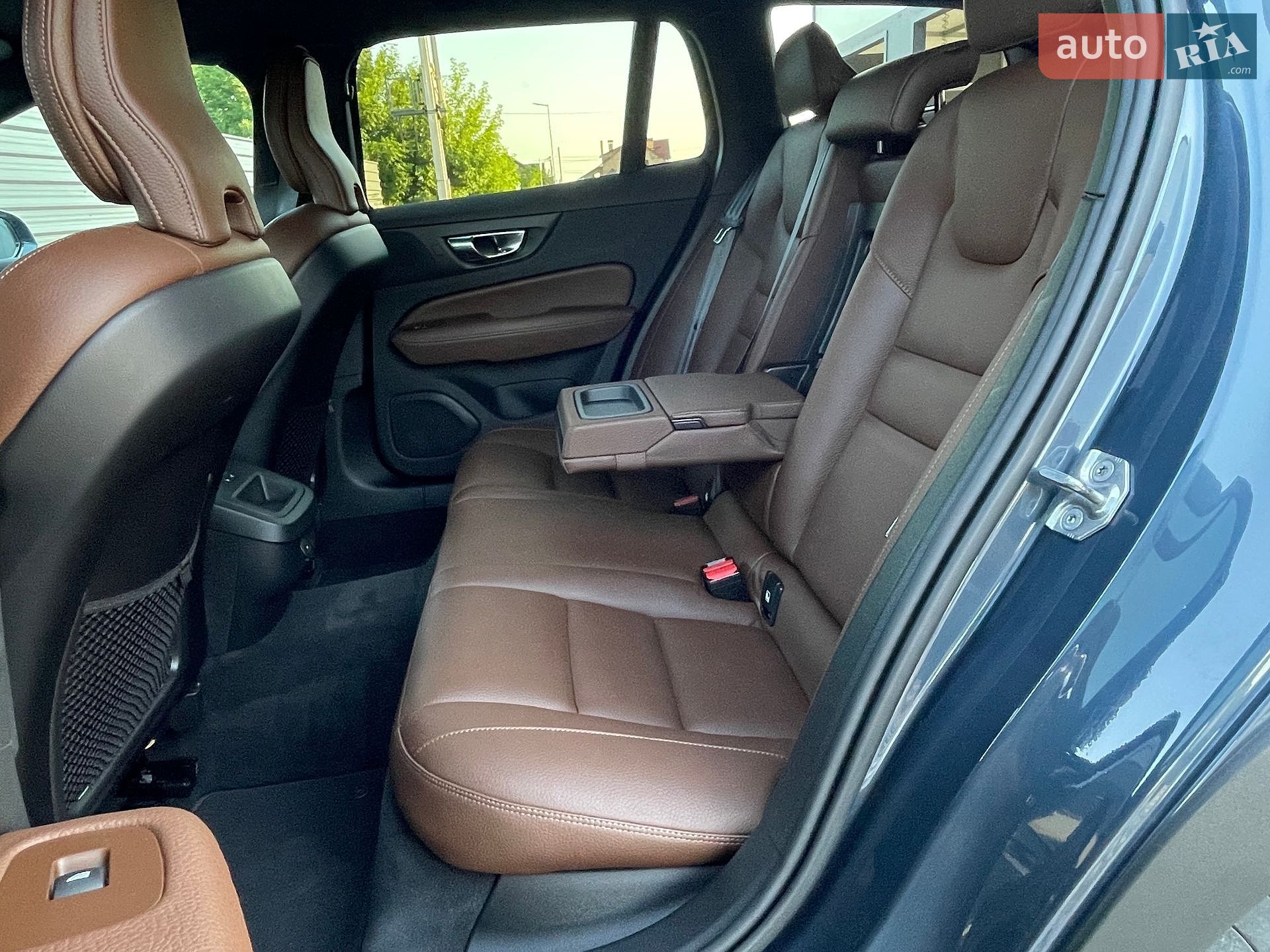 Volvo V60 Cross Country 2020 VIN YV1ZZK5VCM1072596 фото оголошення 75 з 87