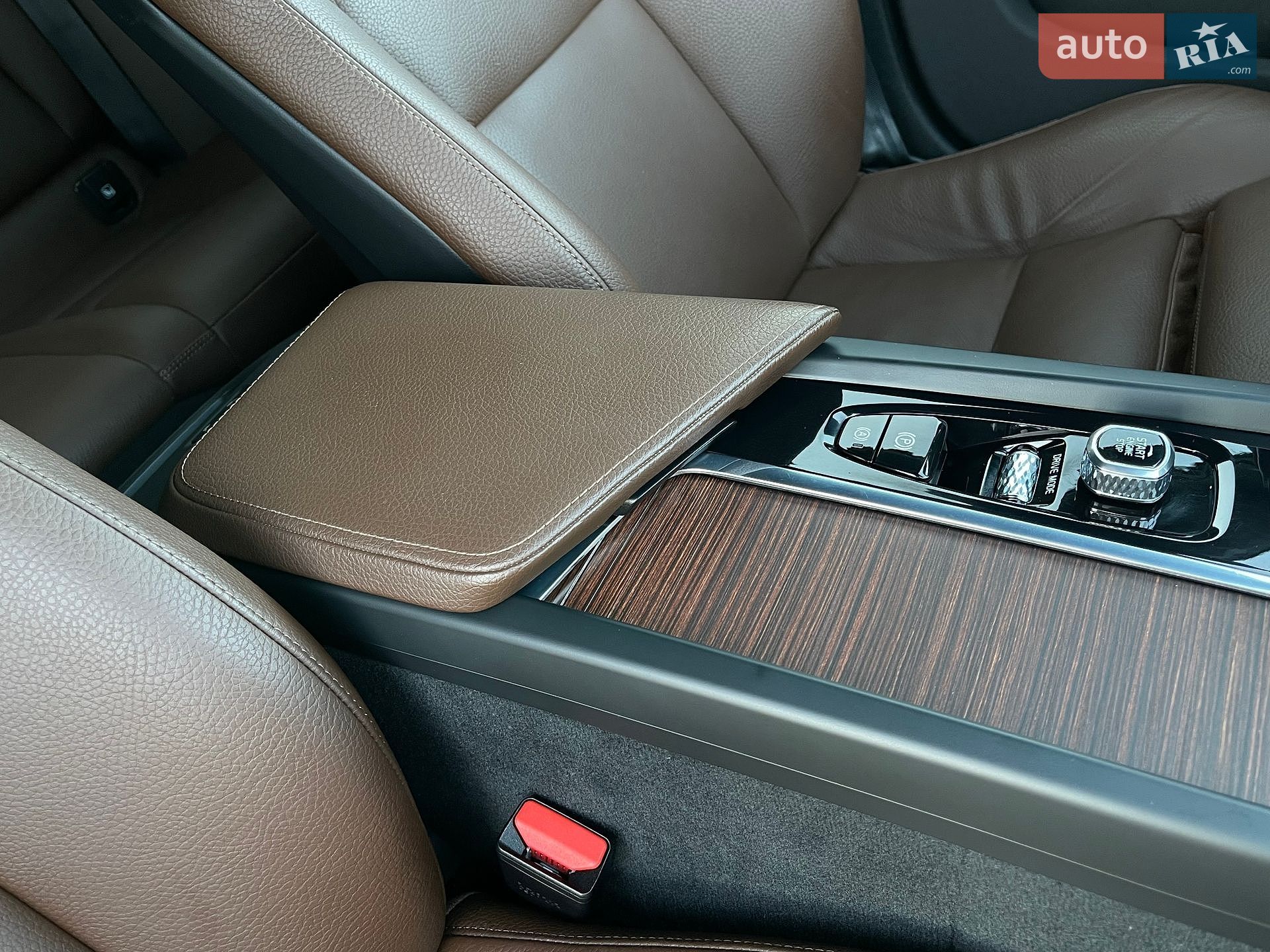 Volvo V60 Cross Country 2020 VIN YV1ZZK5VCM1072596 фото оголошення 68 з 87