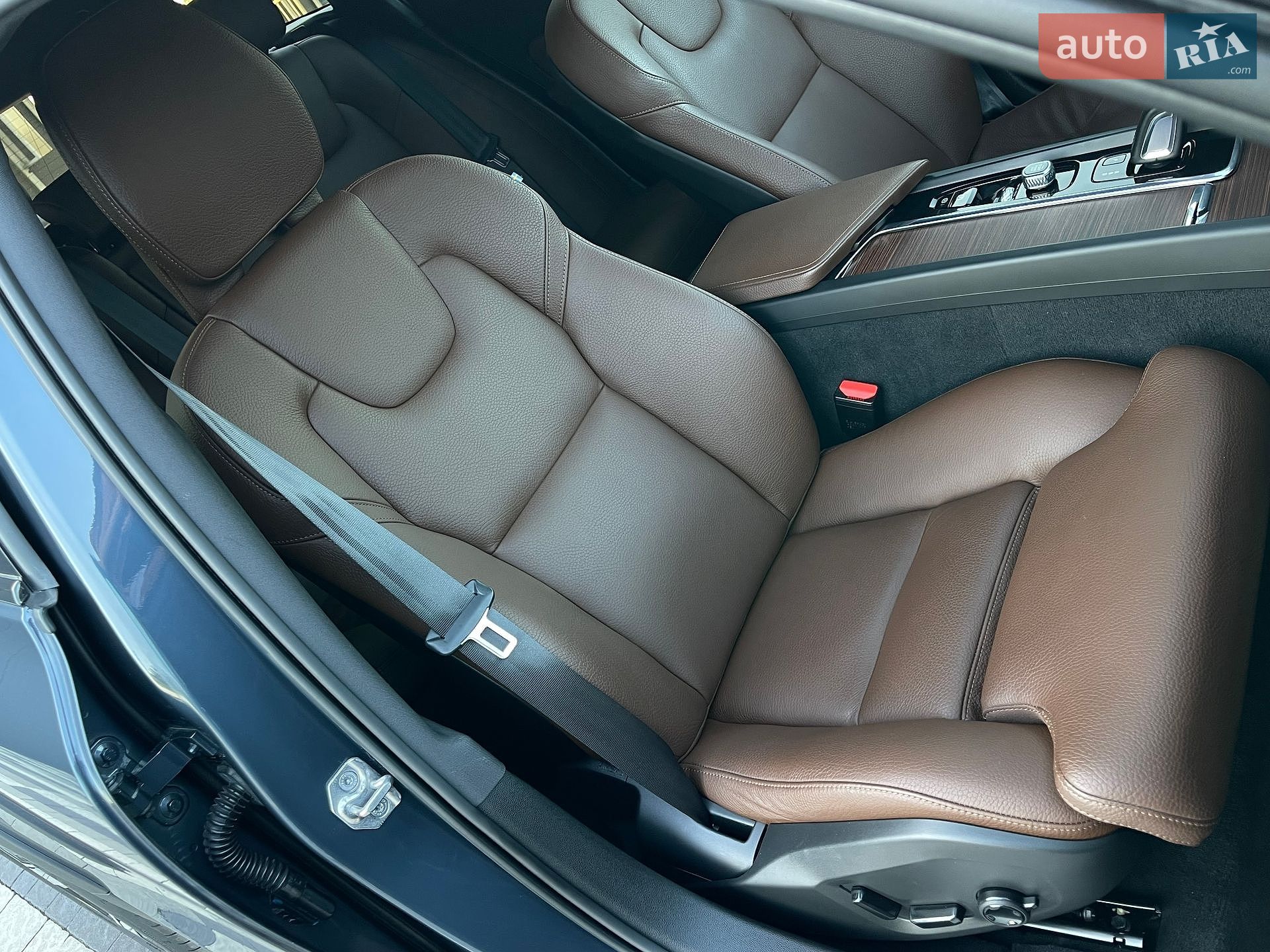 Volvo V60 Cross Country 2020 VIN YV1ZZK5VCM1072596 фото оголошення 65 з 87