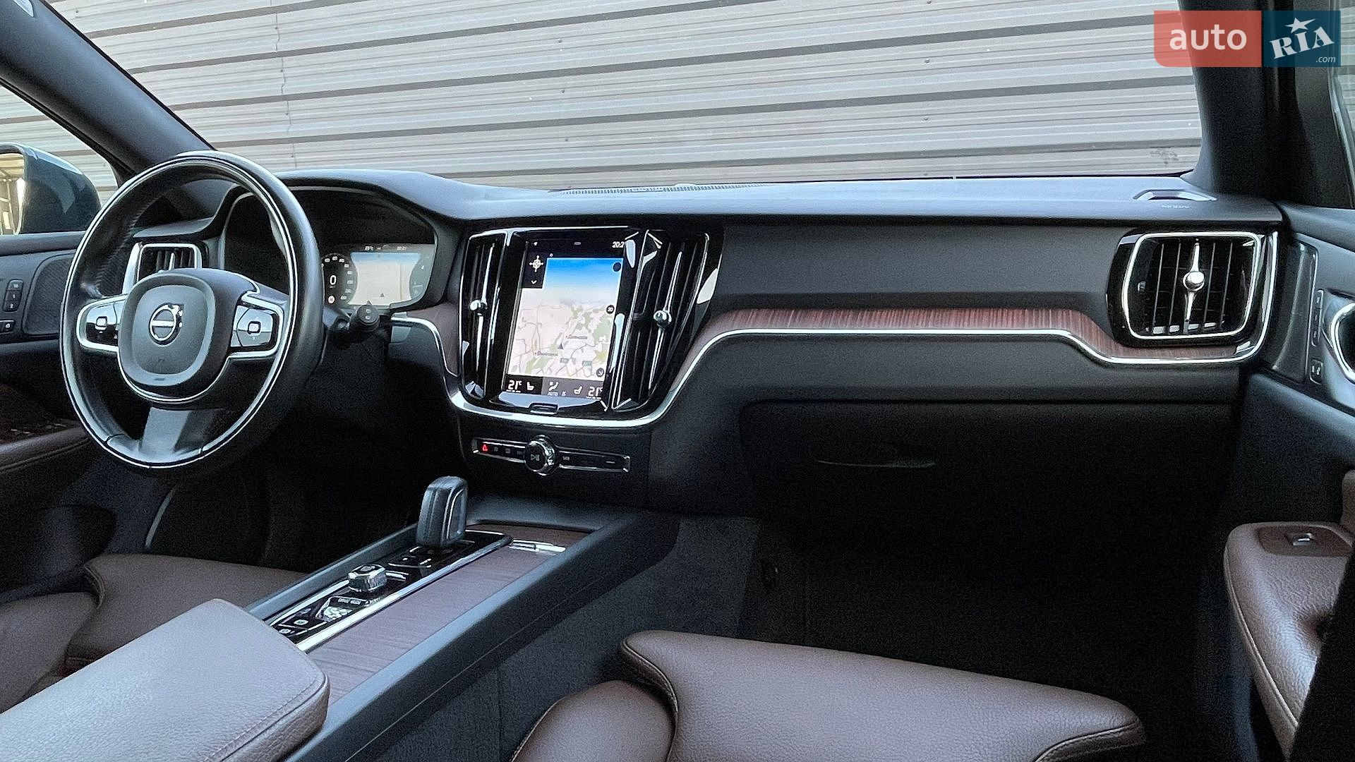 Volvo V60 Cross Country 2020 VIN YV1ZZK5VCM1072596 фото оголошення 41 з 87