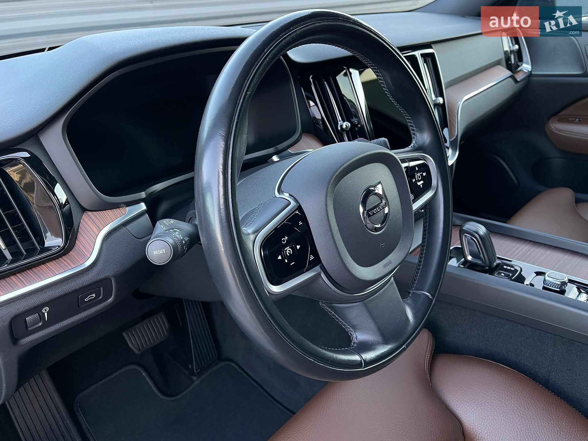 Volvo V60 Cross Country 2020 VIN YV1ZZK5VCM1072596 фото оголошення 42 з 87