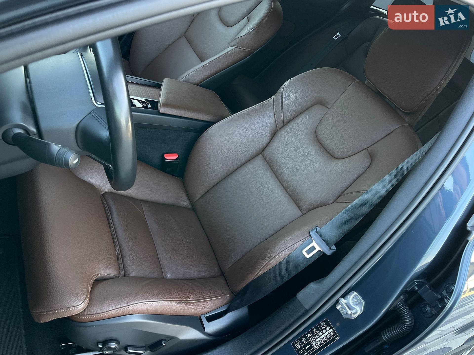 Volvo V60 Cross Country 2020 VIN YV1ZZK5VCM1072596 фото оголошення 37 з 87